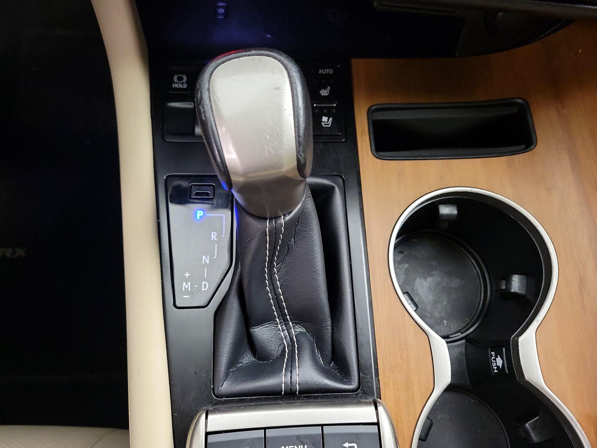 Thumbnail: 2021 Lexus RX - 17