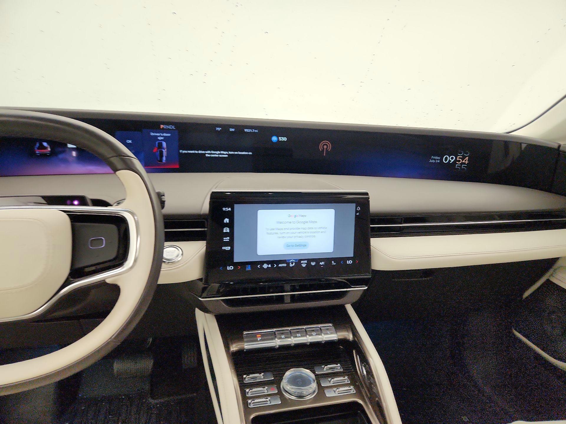 Thumbnail: 2024 Lincoln Nautilus - 9