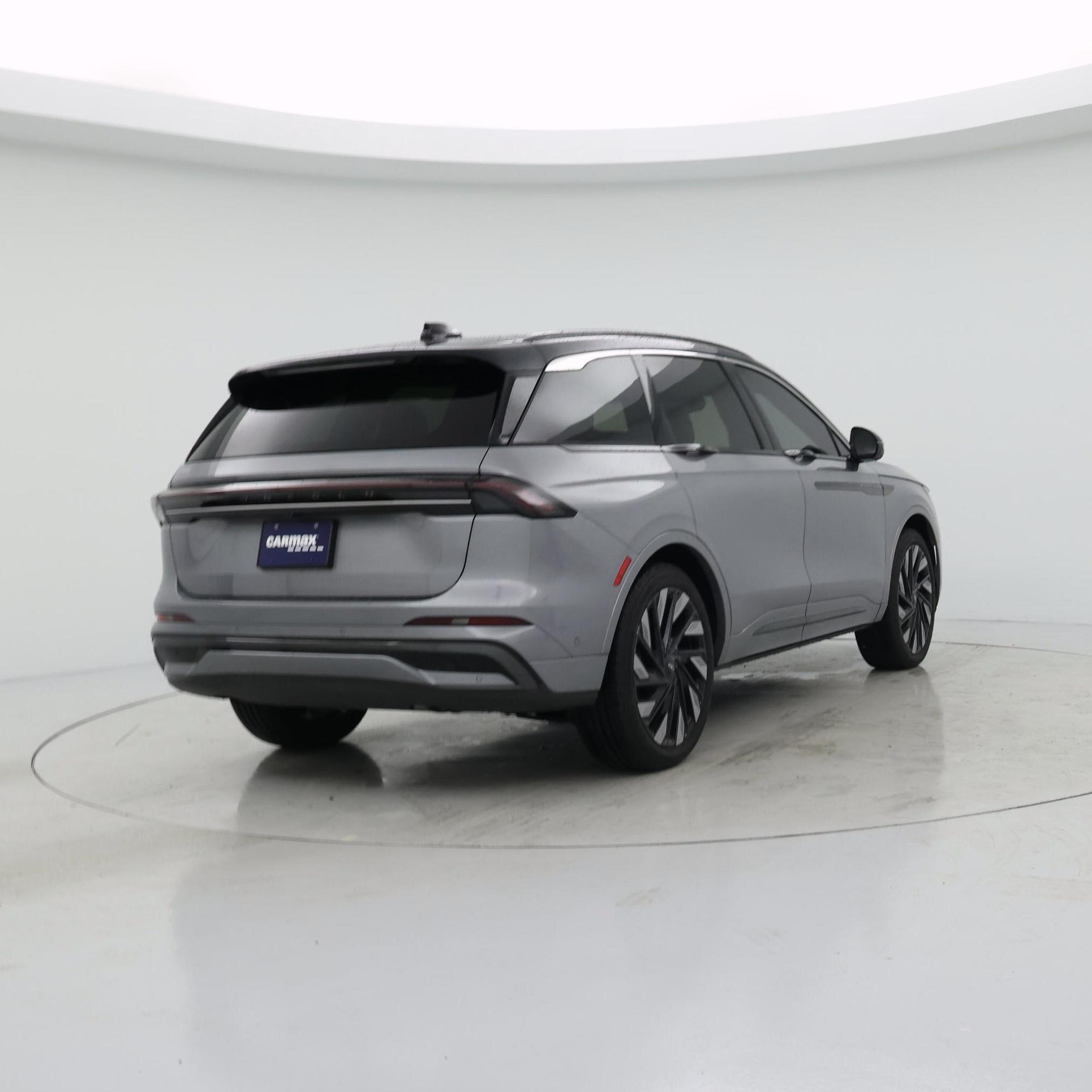 Thumbnail: 2024 Lincoln Nautilus - 8
