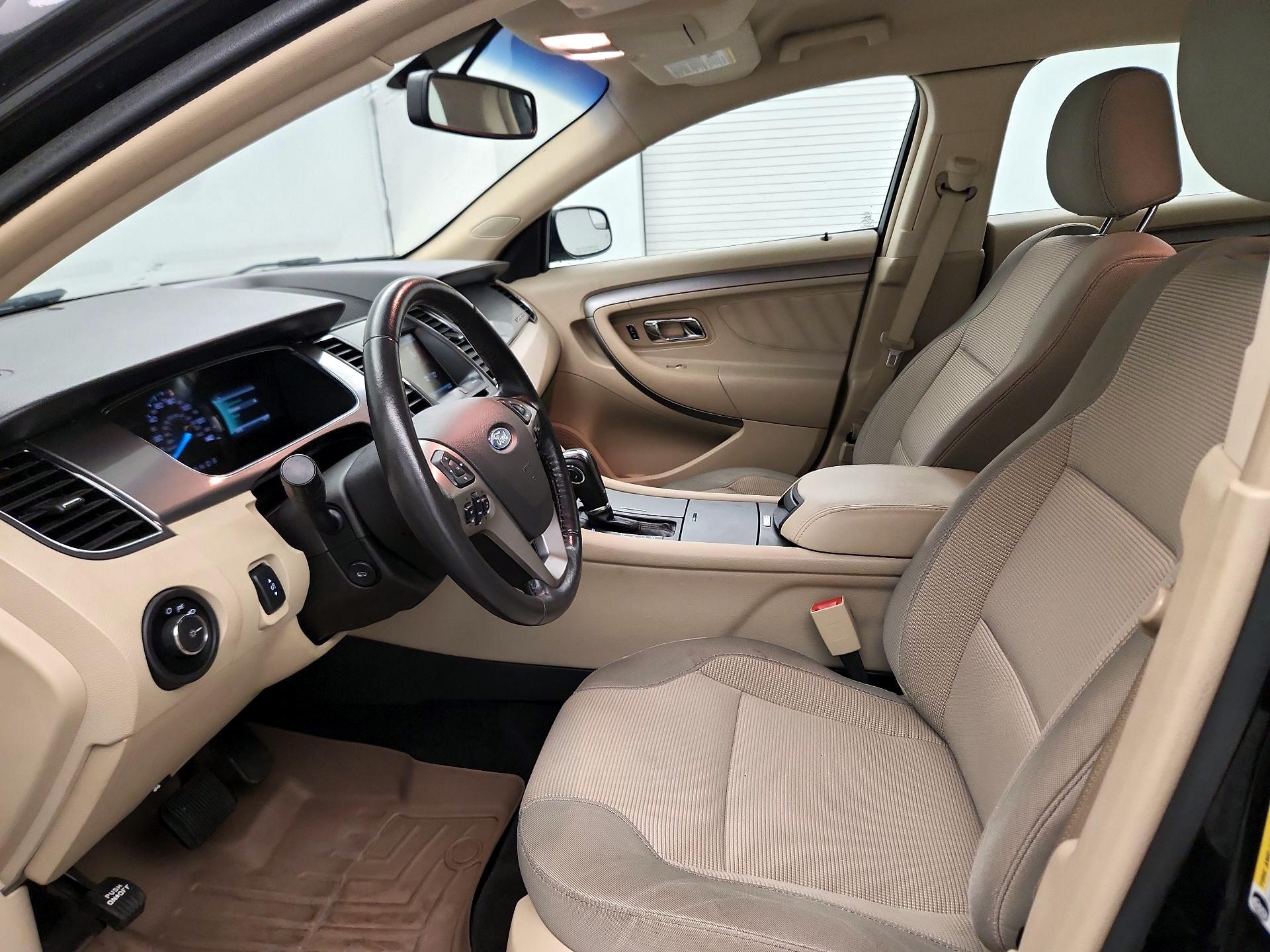 Thumbnail: 2015 Ford Taurus - 11