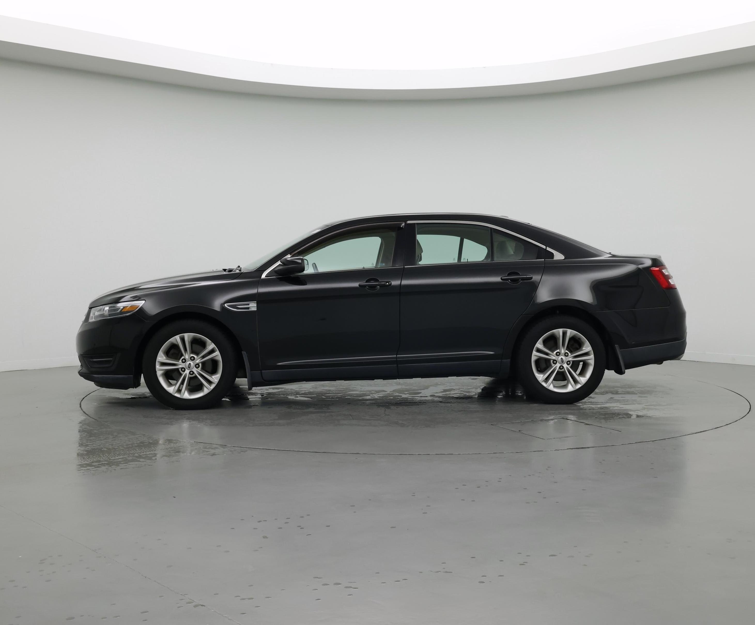 Thumbnail: 2015 Ford Taurus - 3