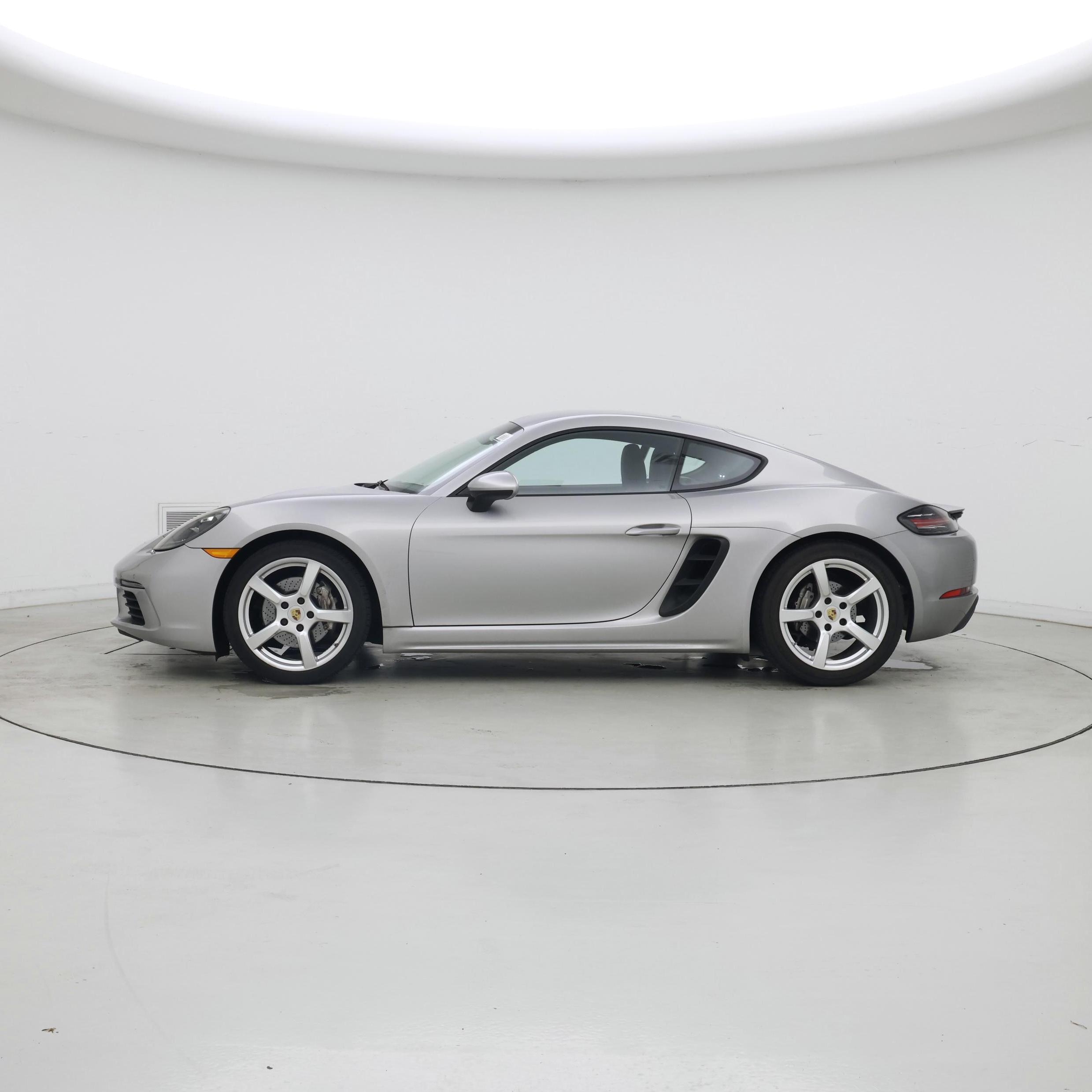 Thumbnail: 2019 Porsche 718 Cayman - 3