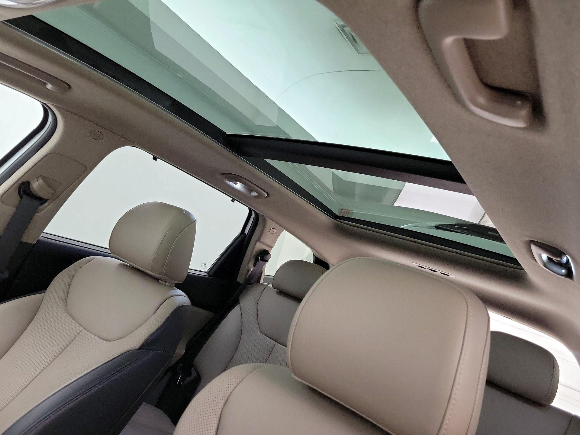 Thumbnail: 2020 Hyundai Santa Fe - 19