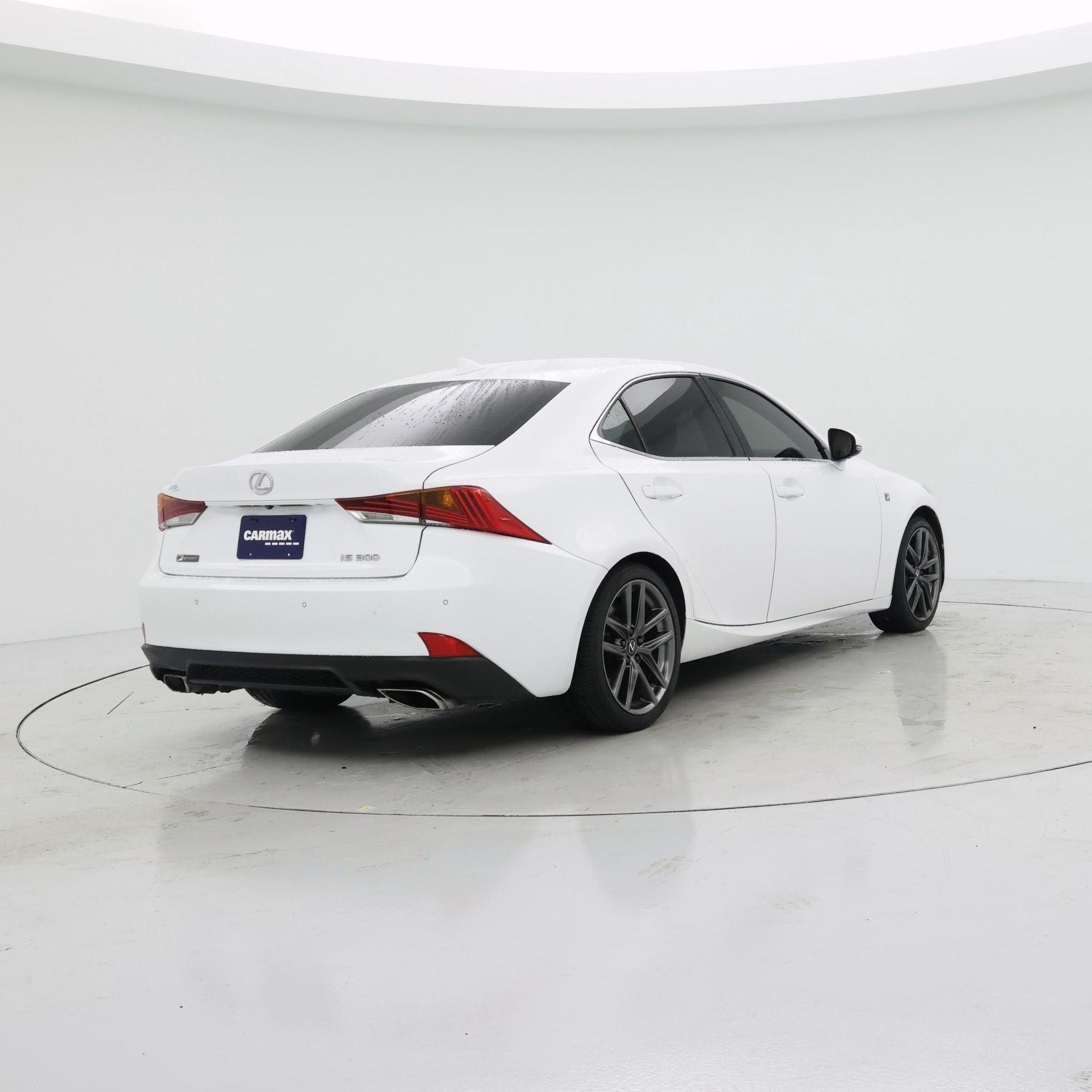 Thumbnail: 2019 Lexus IS - 8