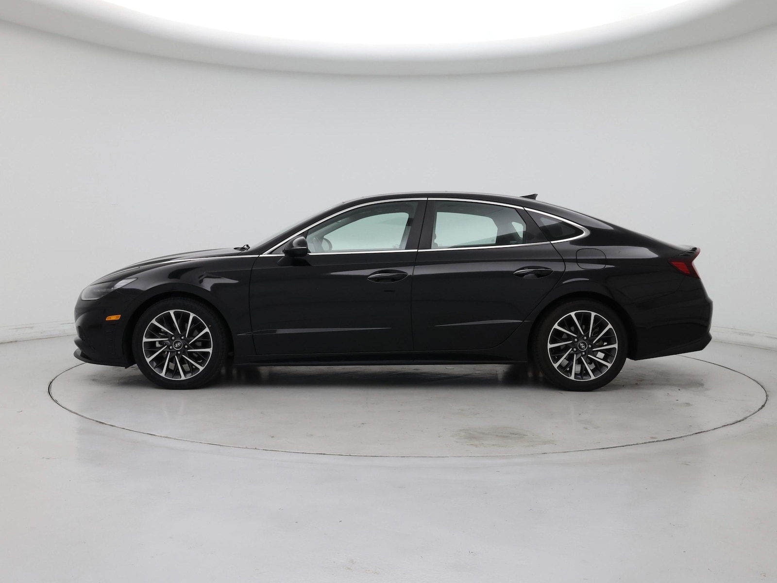 2020 Hyundai Sonata Limited - Photo 4