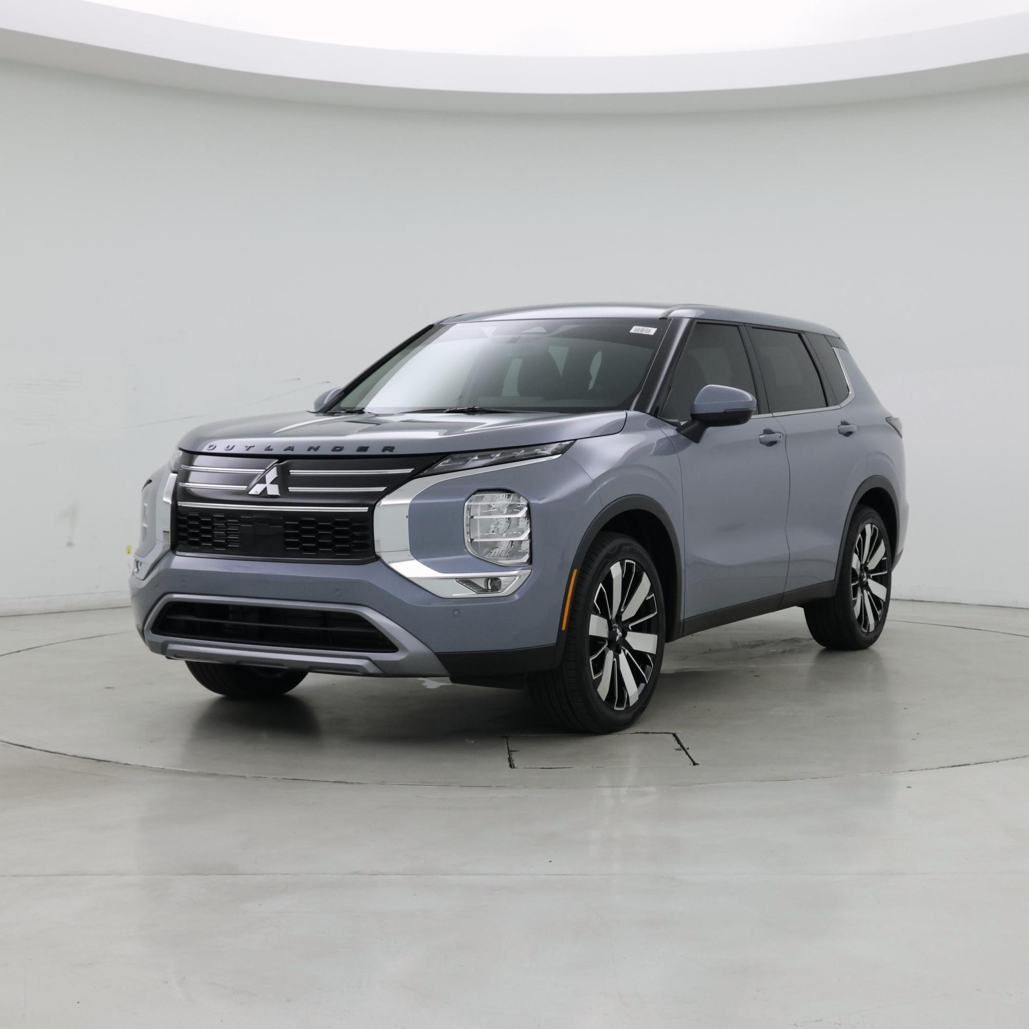 Thumbnail: 2026 Mitsubishi Outlander - 4