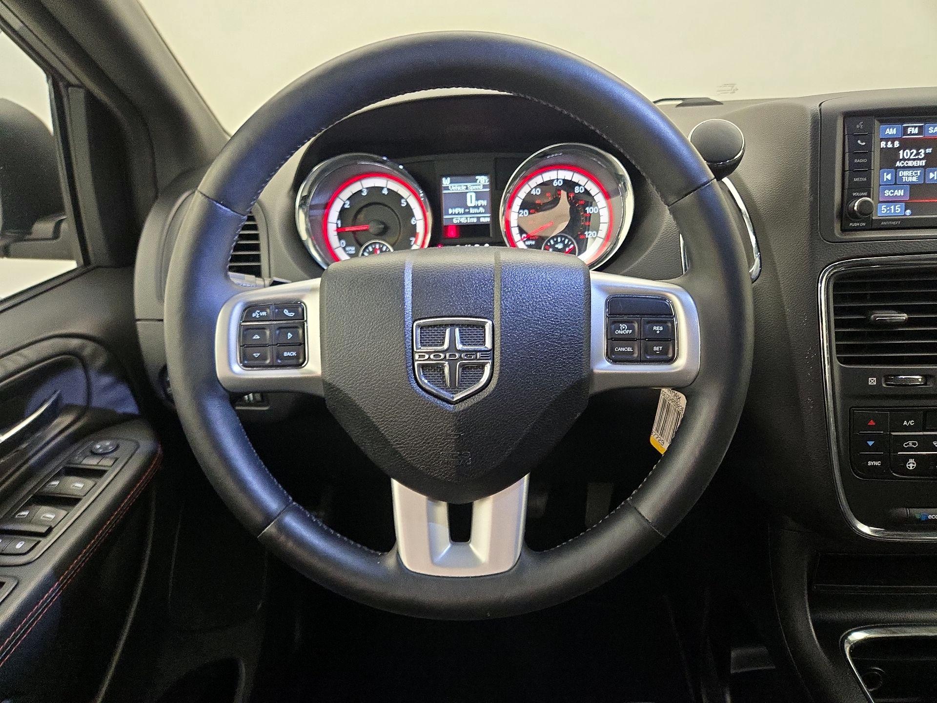 Thumbnail: 2017 Dodge Grand Caravan - 10