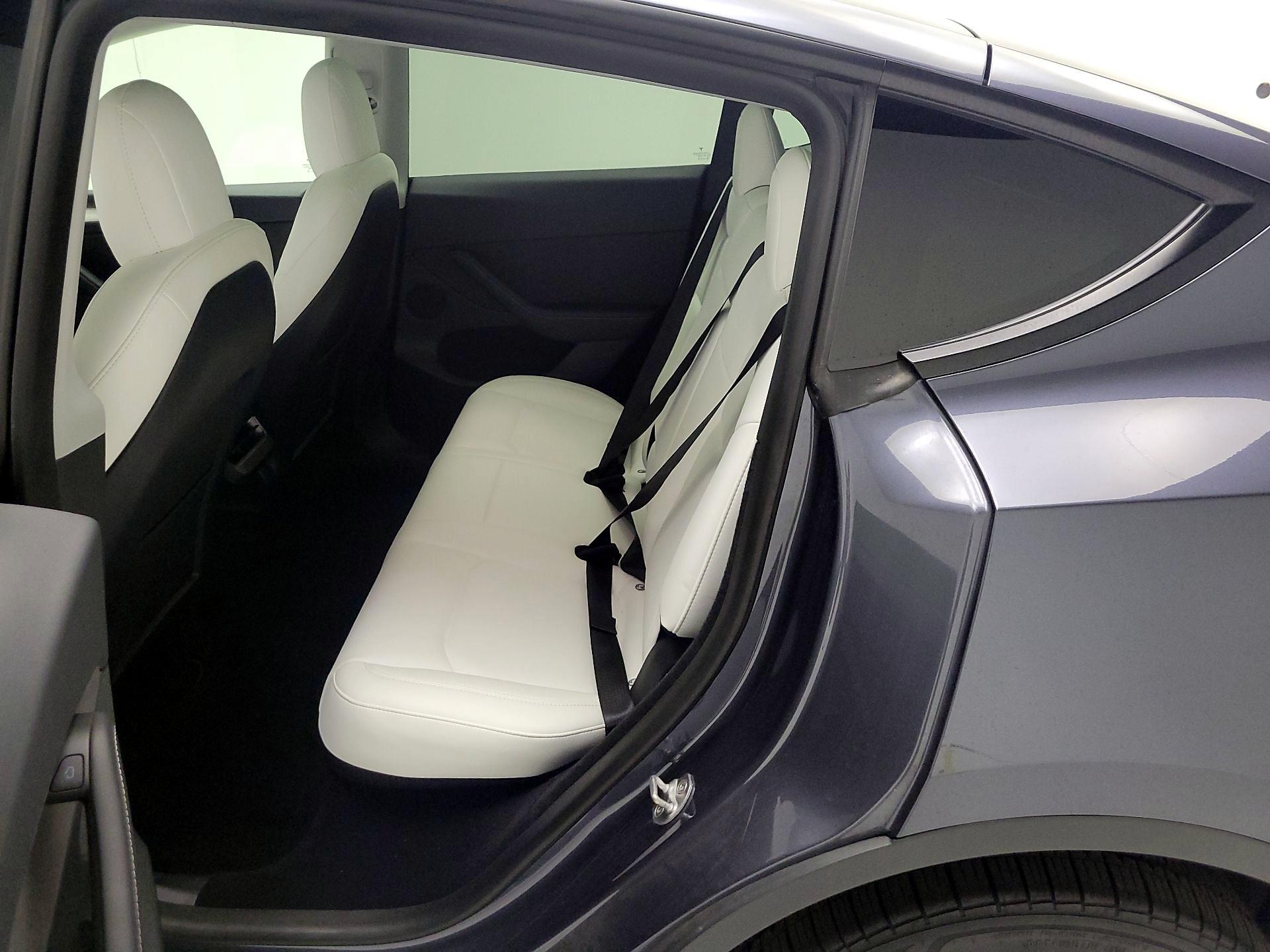 Thumbnail: 2023 Tesla Model Y - 17