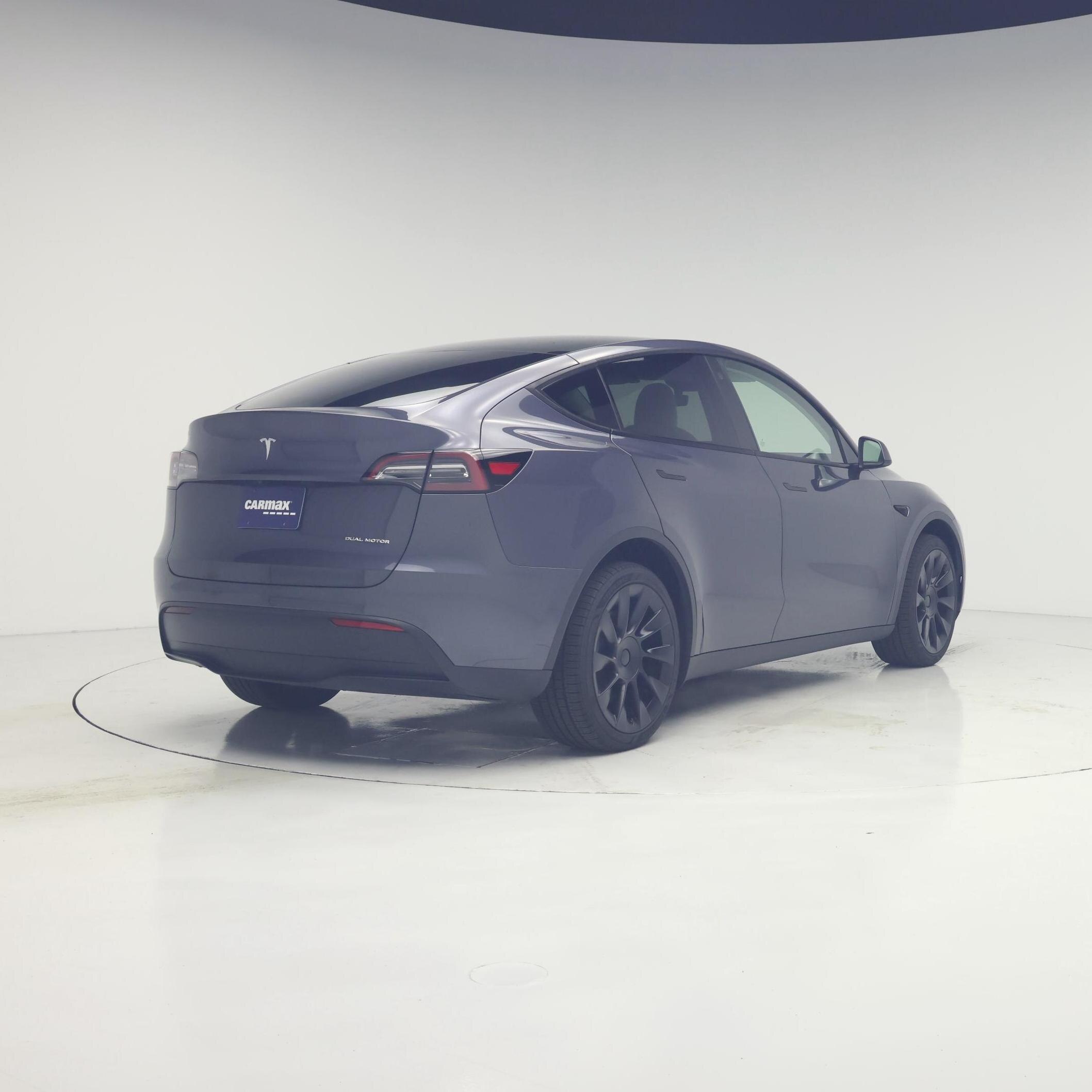 Thumbnail: 2023 Tesla Model Y - 8