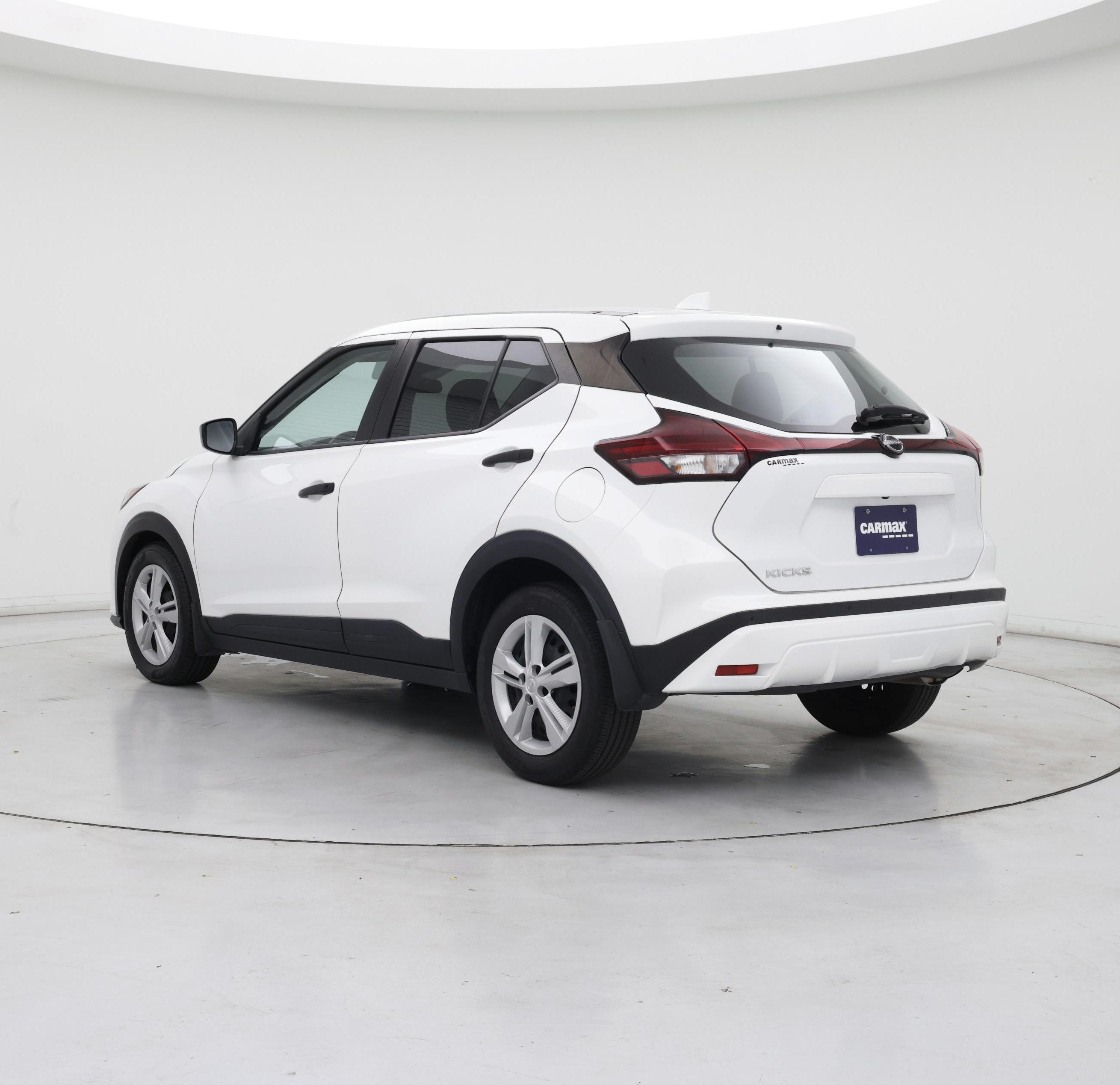 Thumbnail: 2024 Nissan Kicks - 2