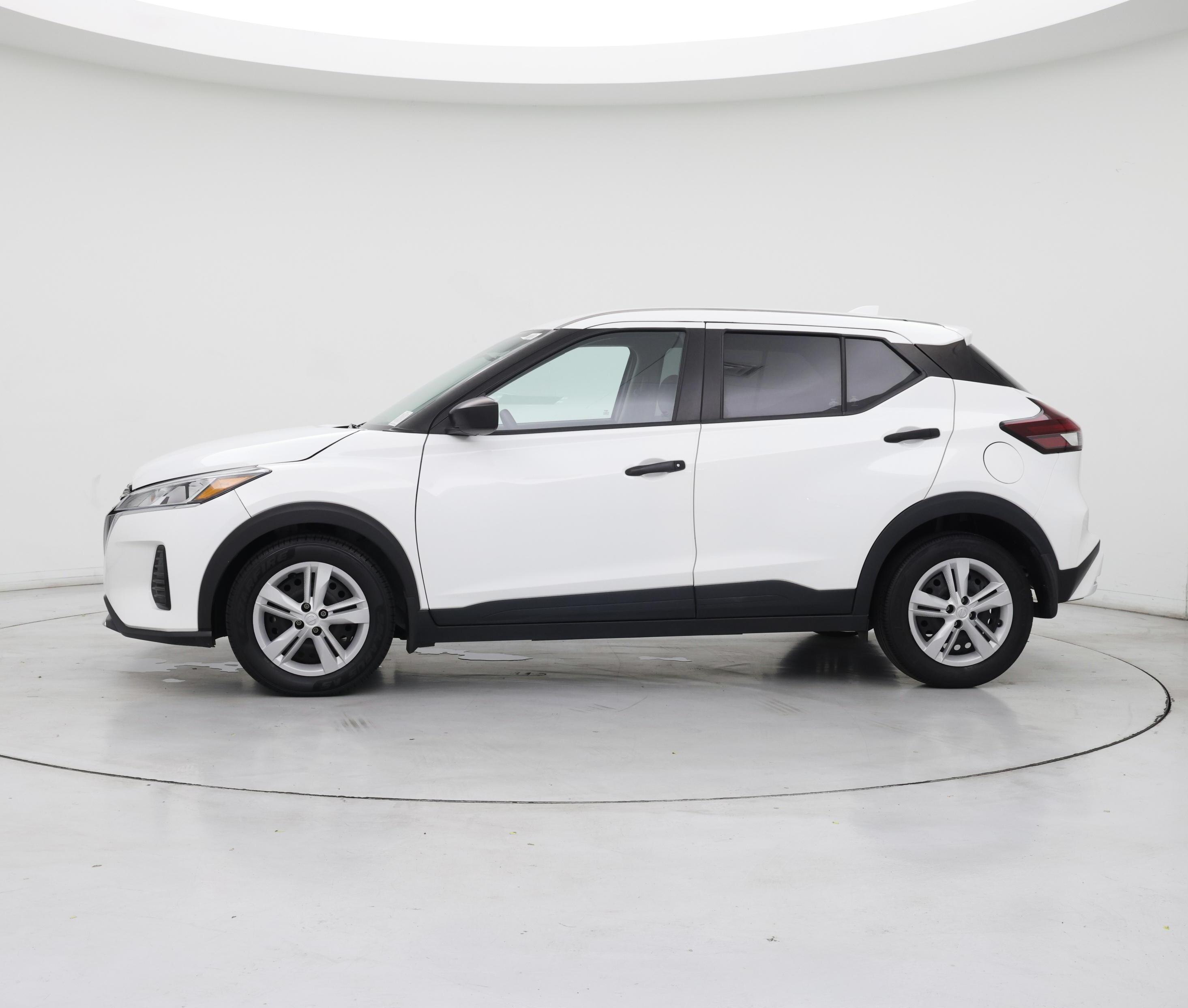 Thumbnail: 2024 Nissan Kicks - 3