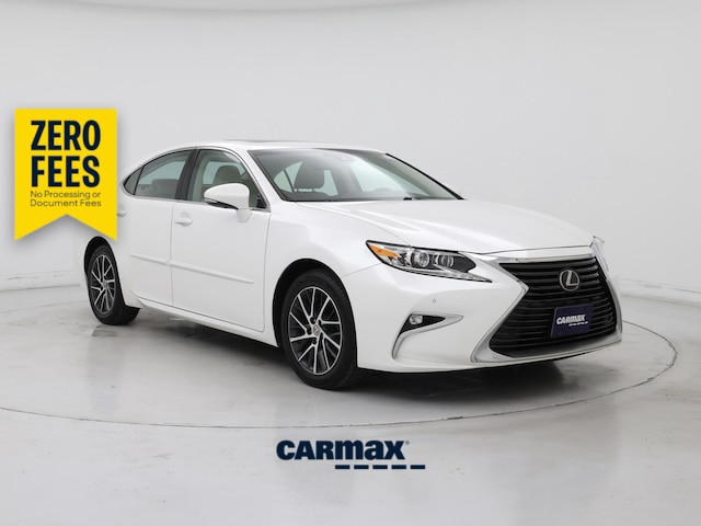 White 2016 Lexus ES Sedan Front-Wheel Drive Automatic