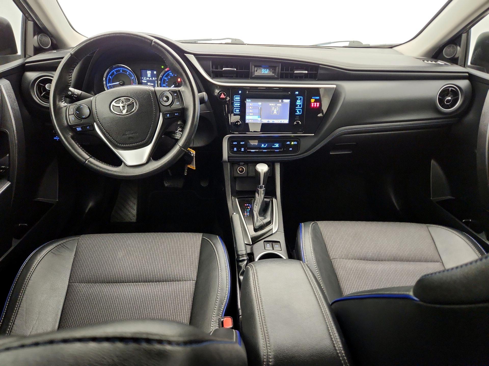Thumbnail: 2019 Toyota Corolla - 9