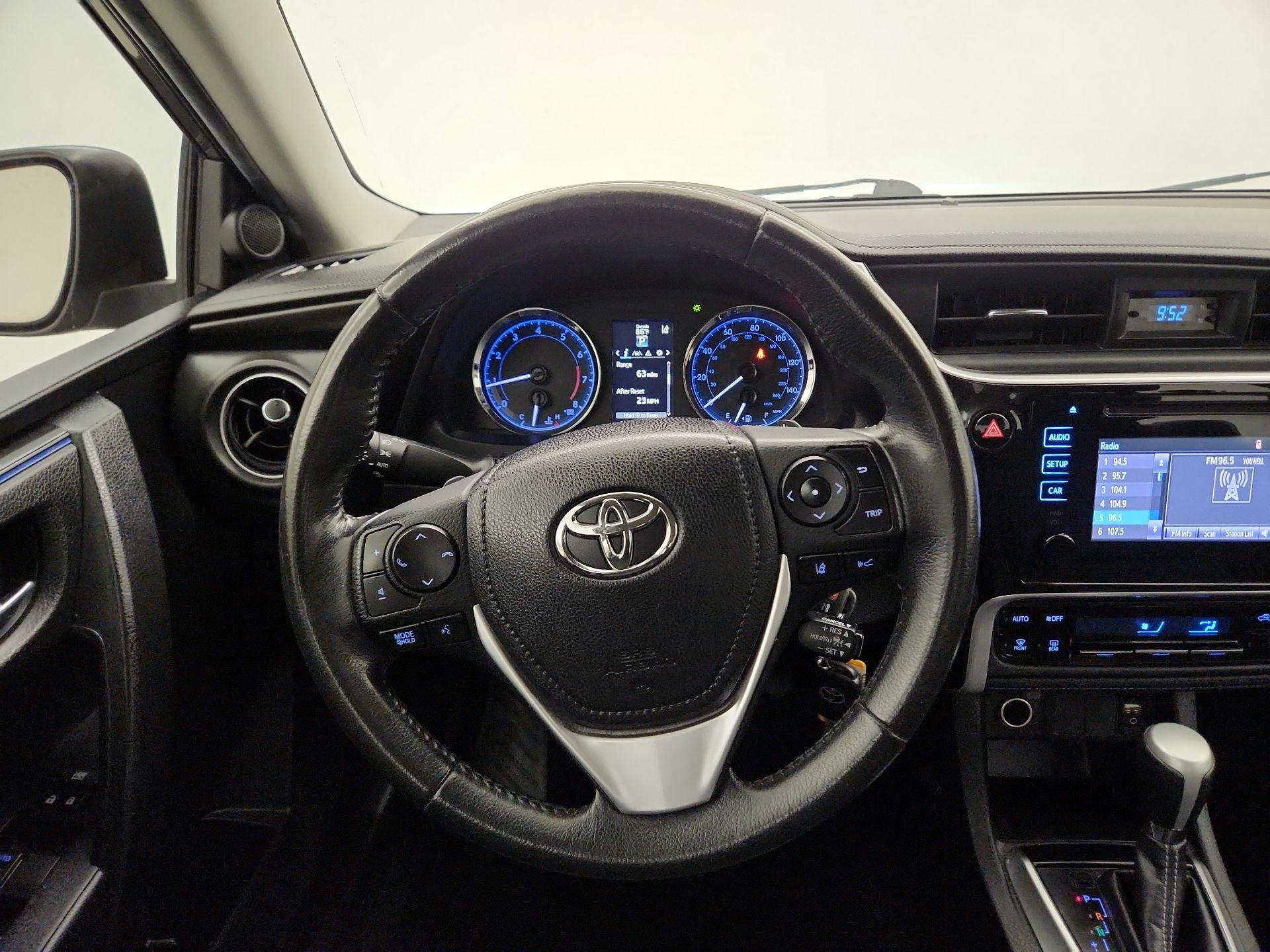Thumbnail: 2019 Toyota Corolla - 10