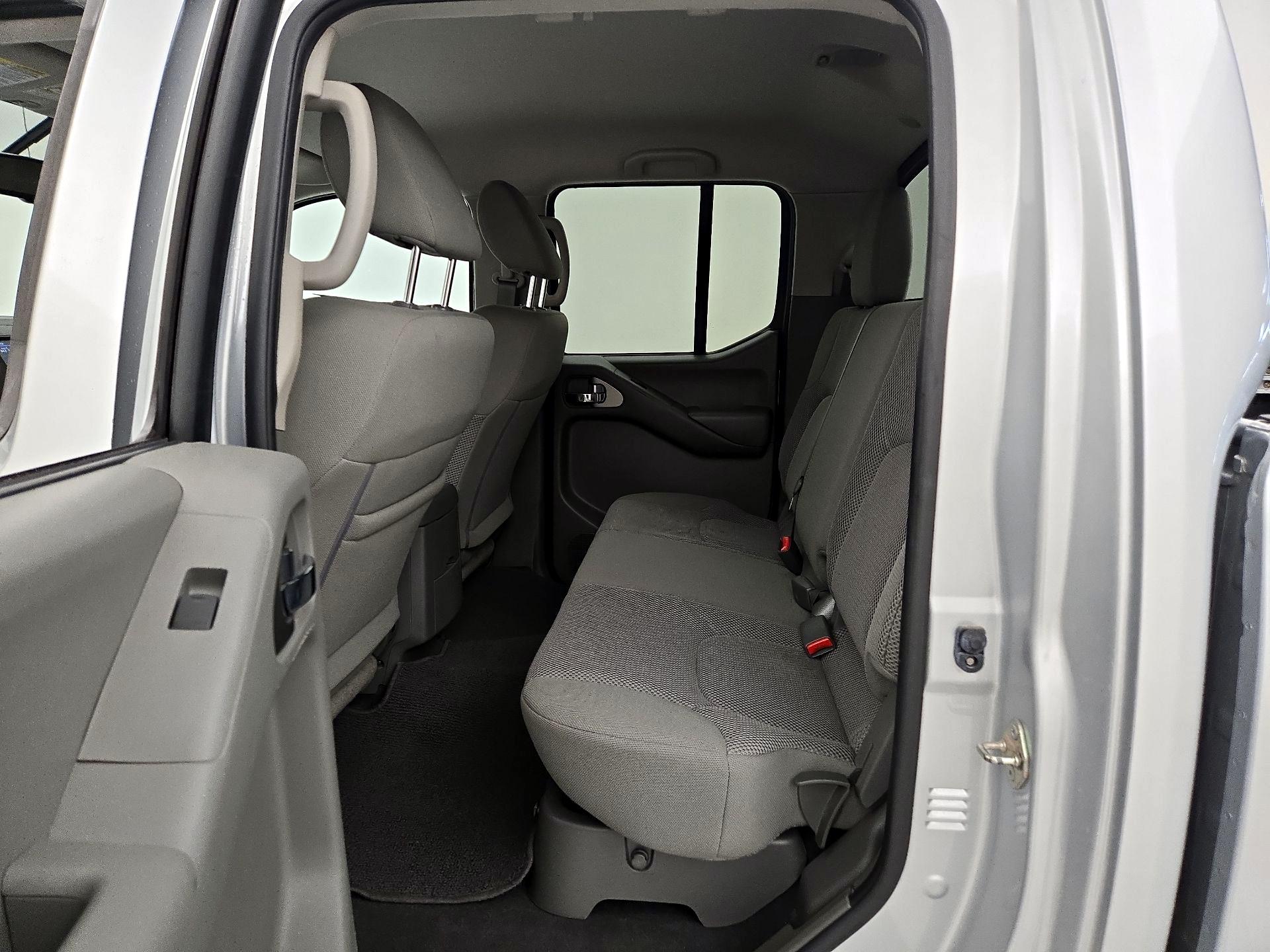Thumbnail: 2019 Nissan Frontier - 18