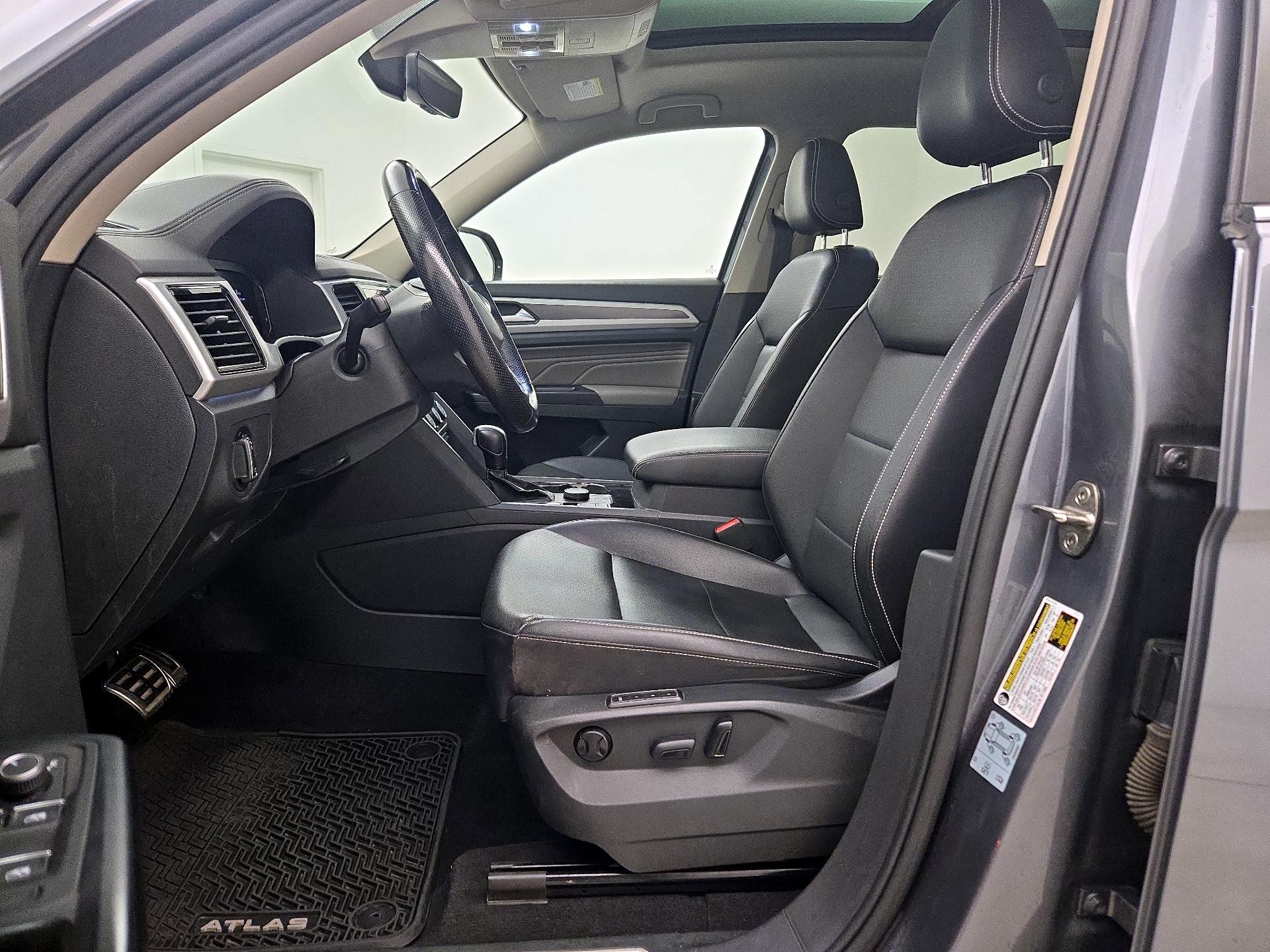 Thumbnail: 2021 Volkswagen Atlas - 11