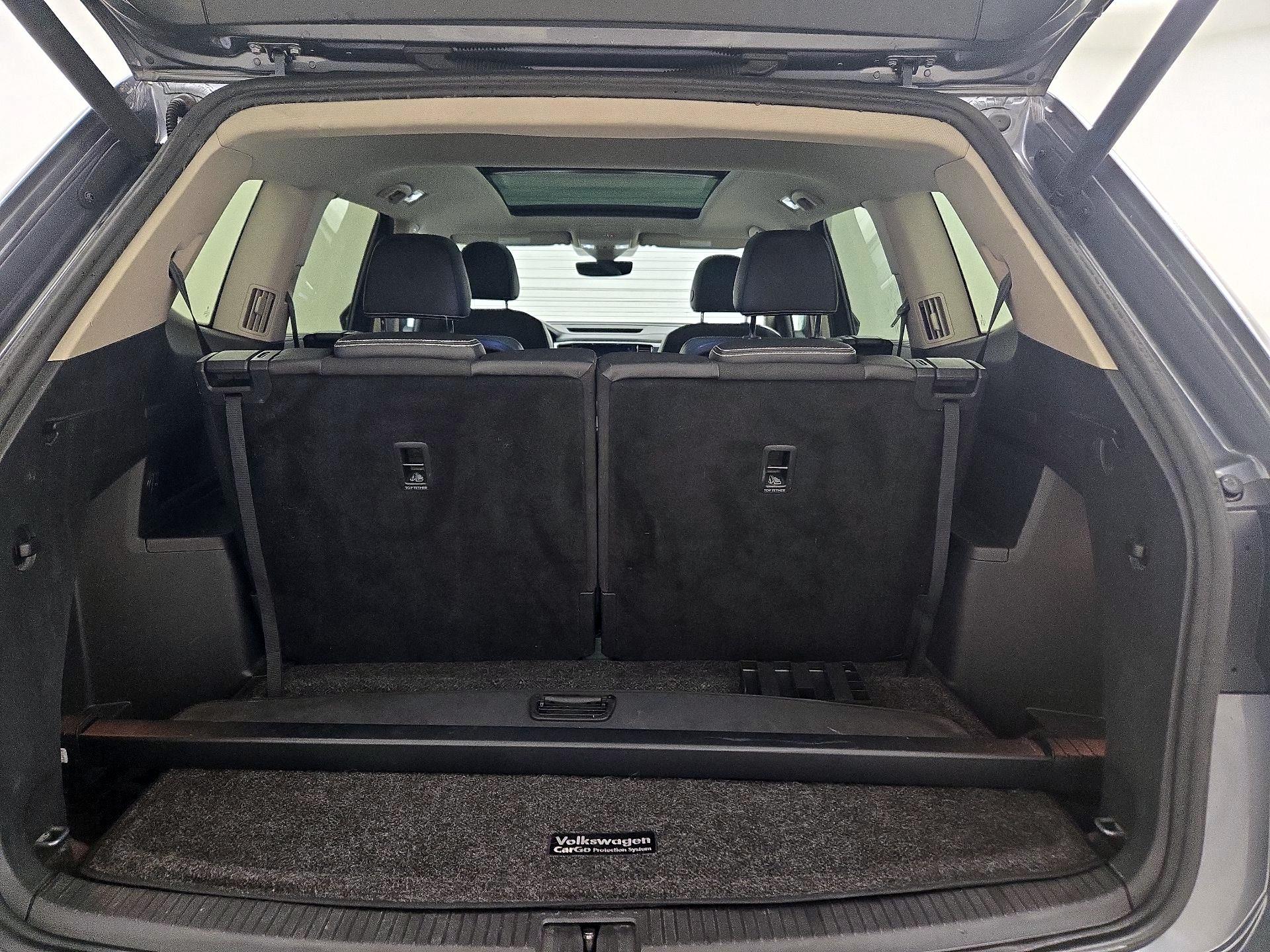 Thumbnail: 2021 Volkswagen Atlas - 17