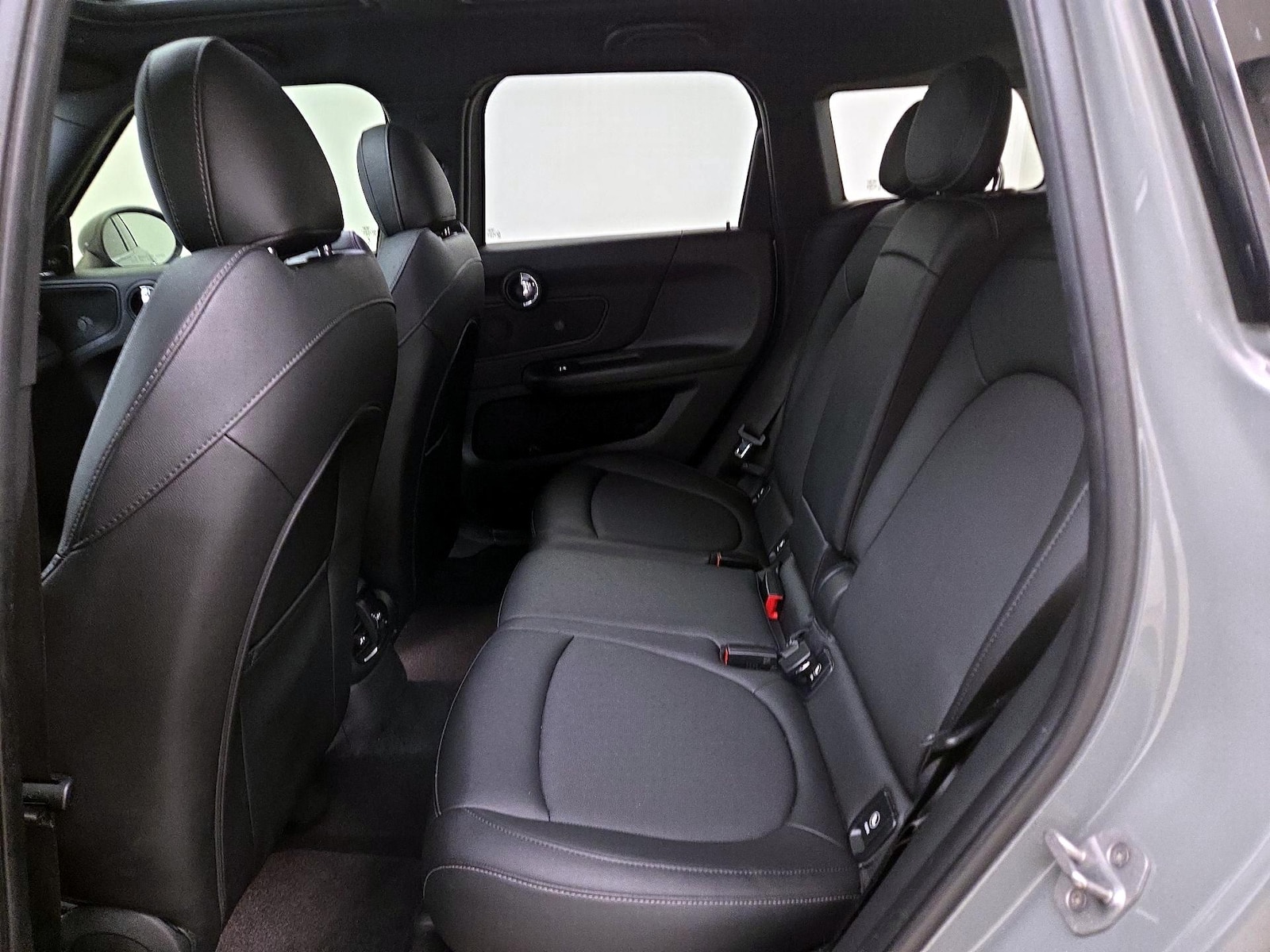 2018 MINI Countryman Base - Photo 21