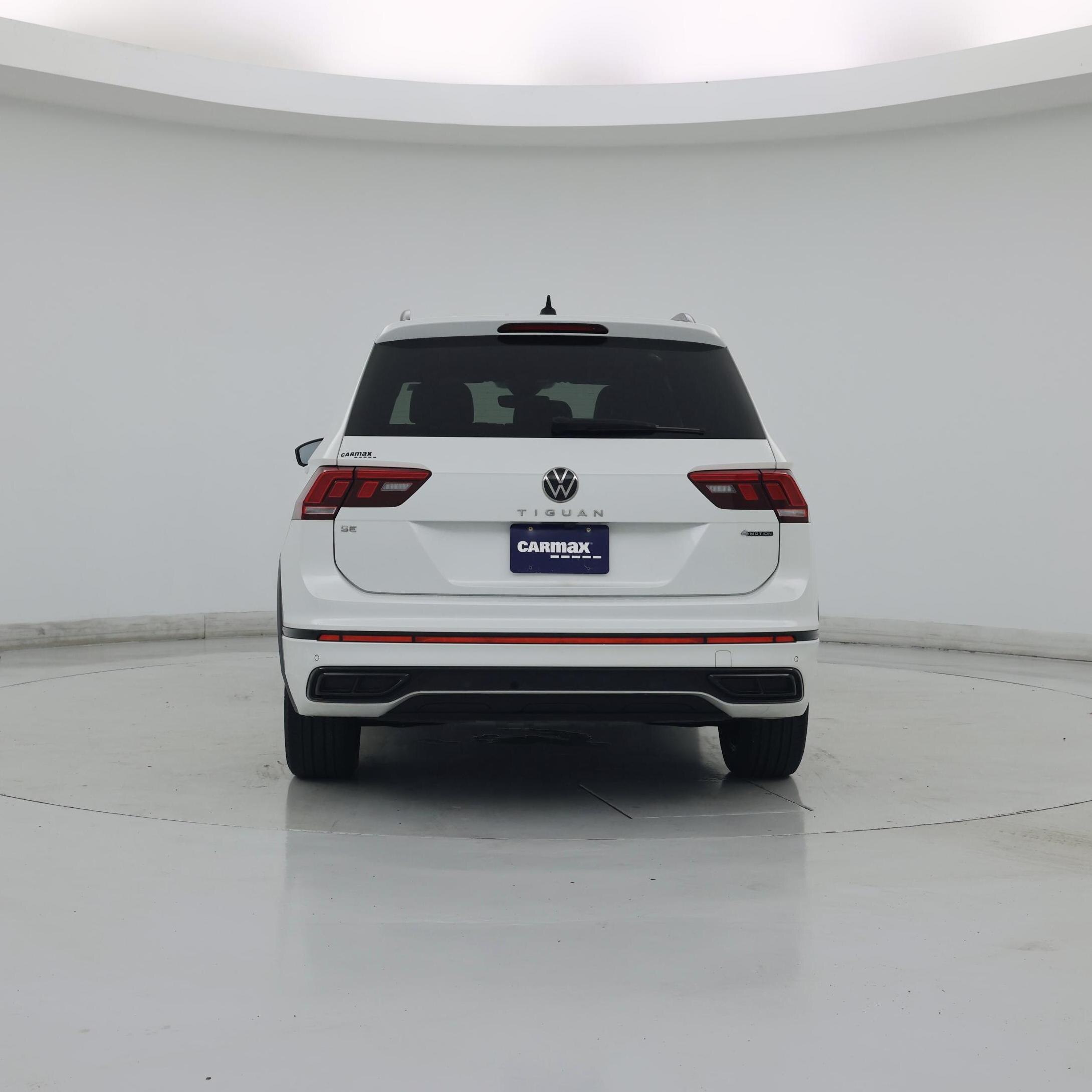 Thumbnail: 2022 Volkswagen Tiguan - 6
