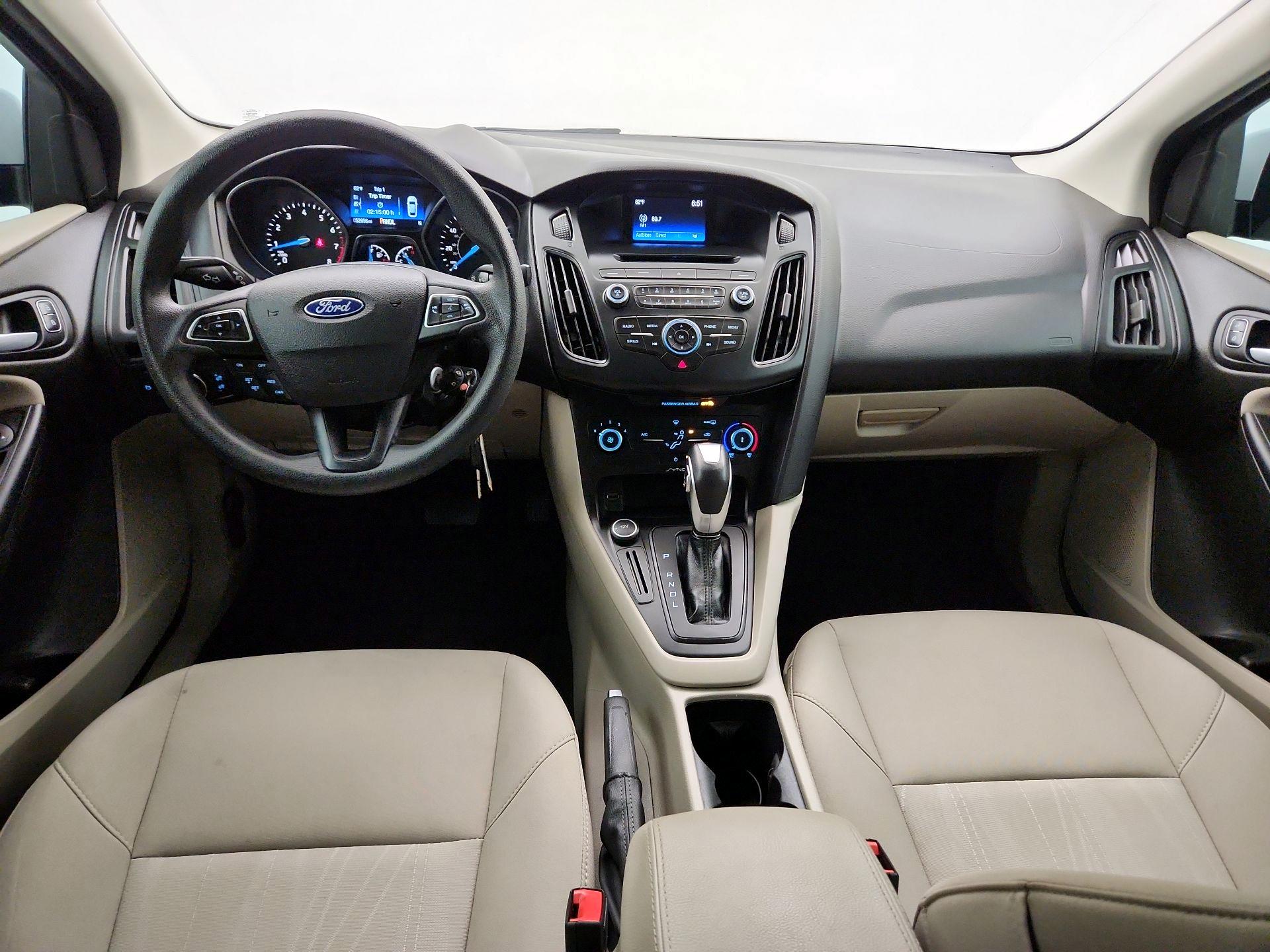 Thumbnail: 2016 Ford Focus - 9