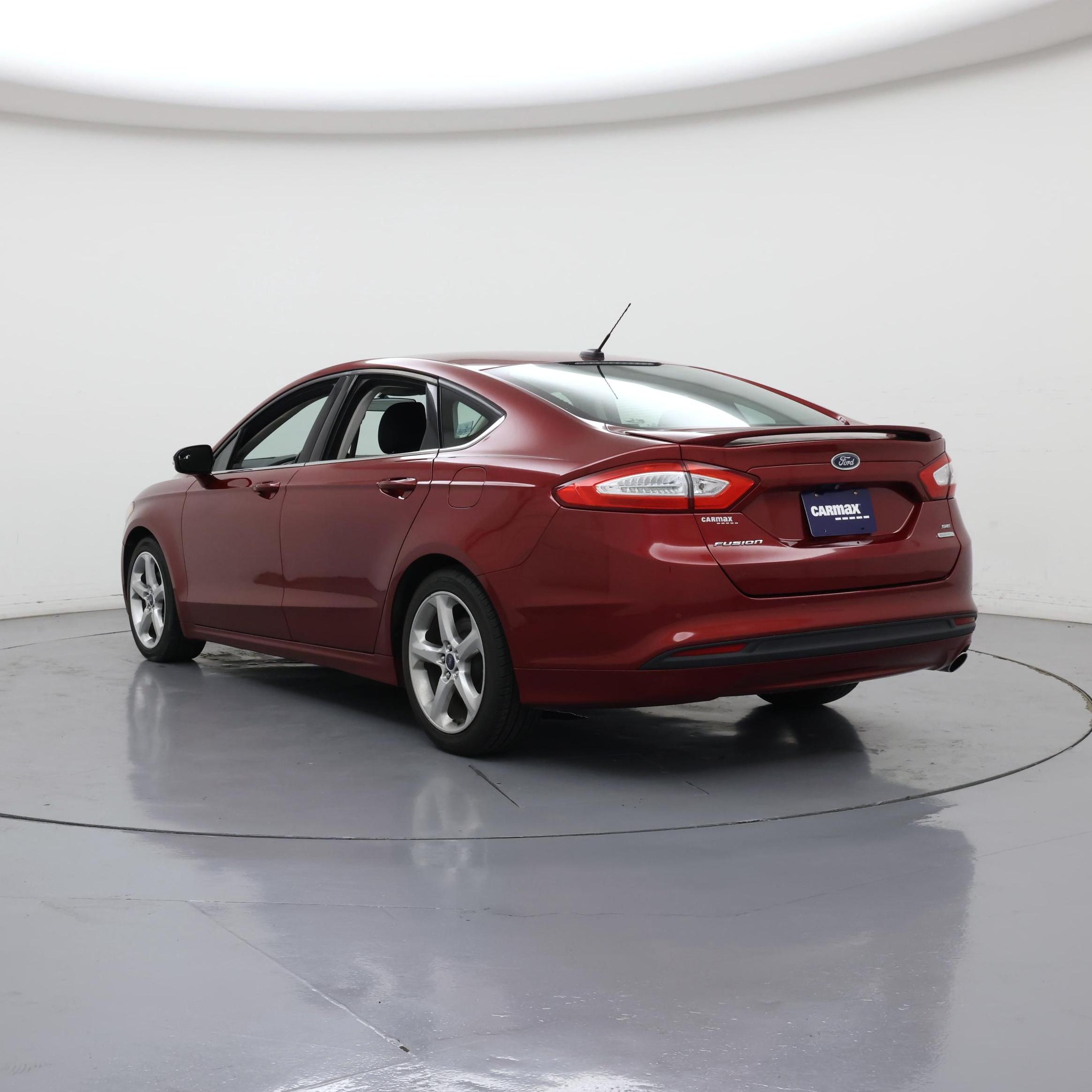 Thumbnail: 2015 Ford Fusion - 2