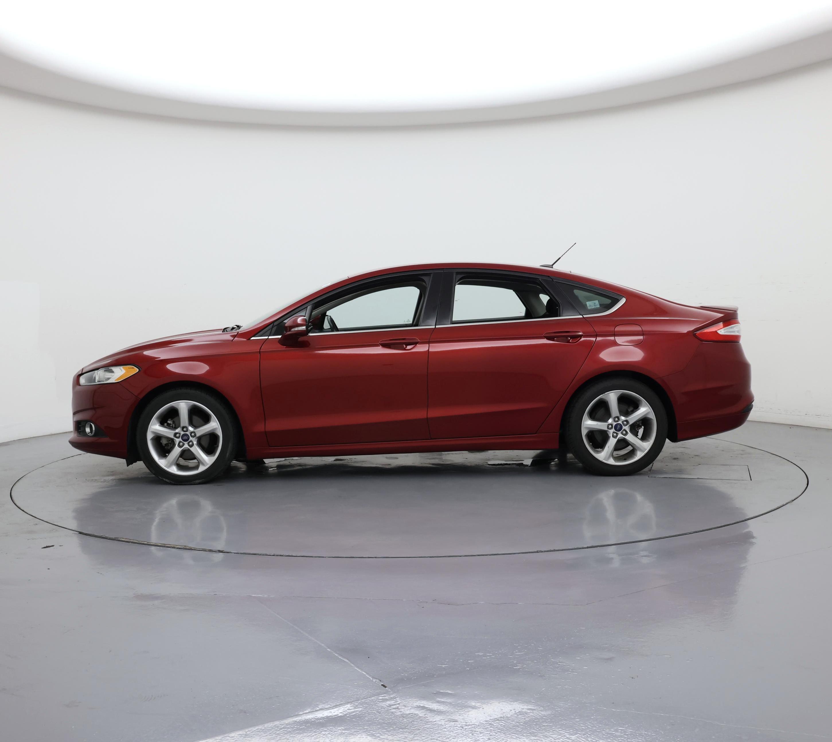 Thumbnail: 2015 Ford Fusion - 3