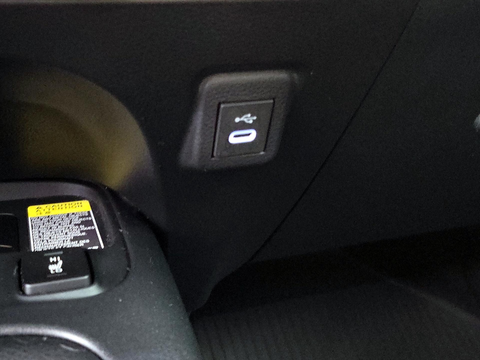 2023 Toyota GR Corolla Core - Photo 19