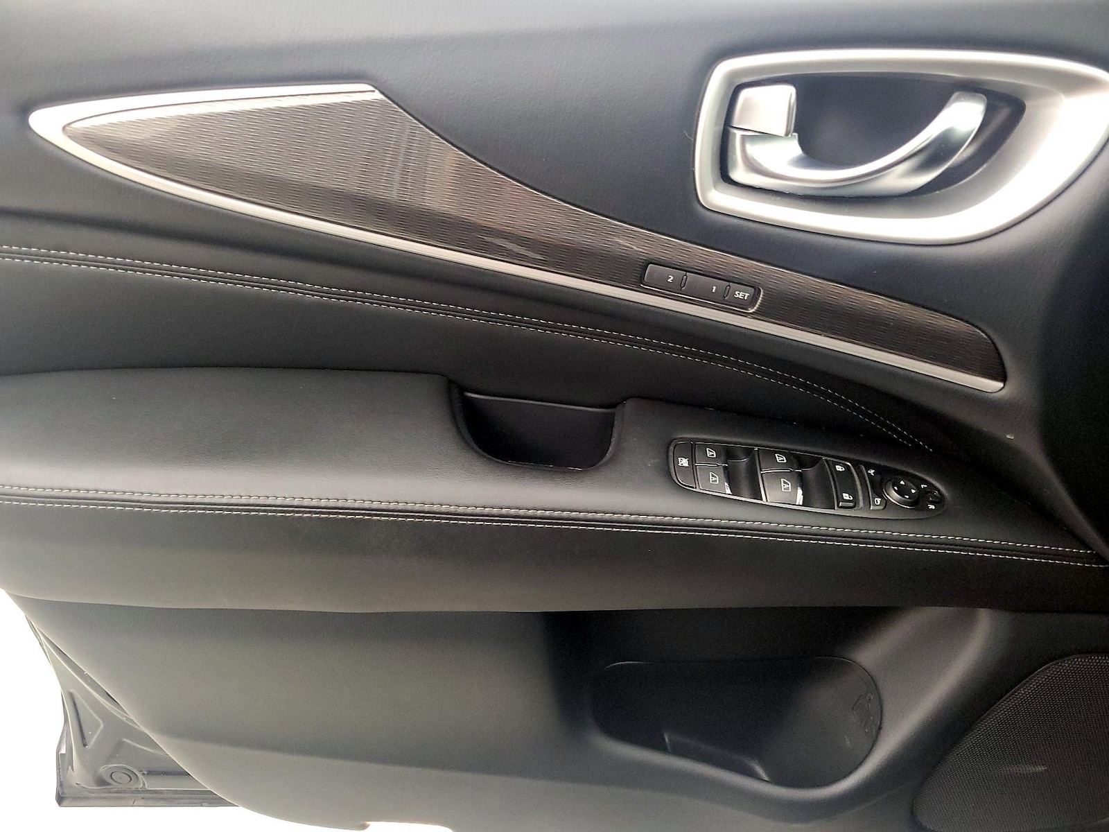 2020 INFINITI QX60 LUXE - Photo 13
