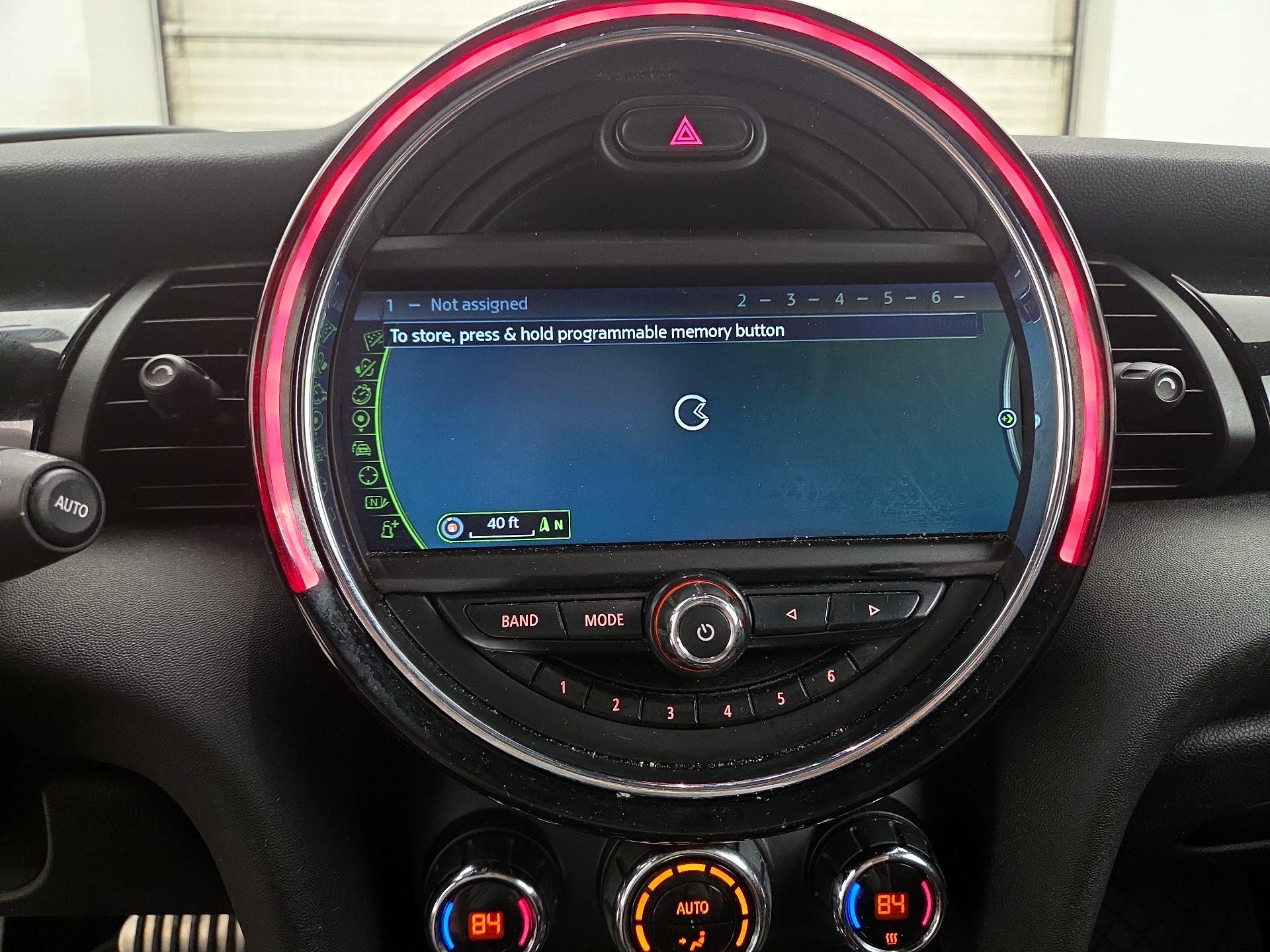 Thumbnail: 2015 MINI Cooper Hardtop - 15