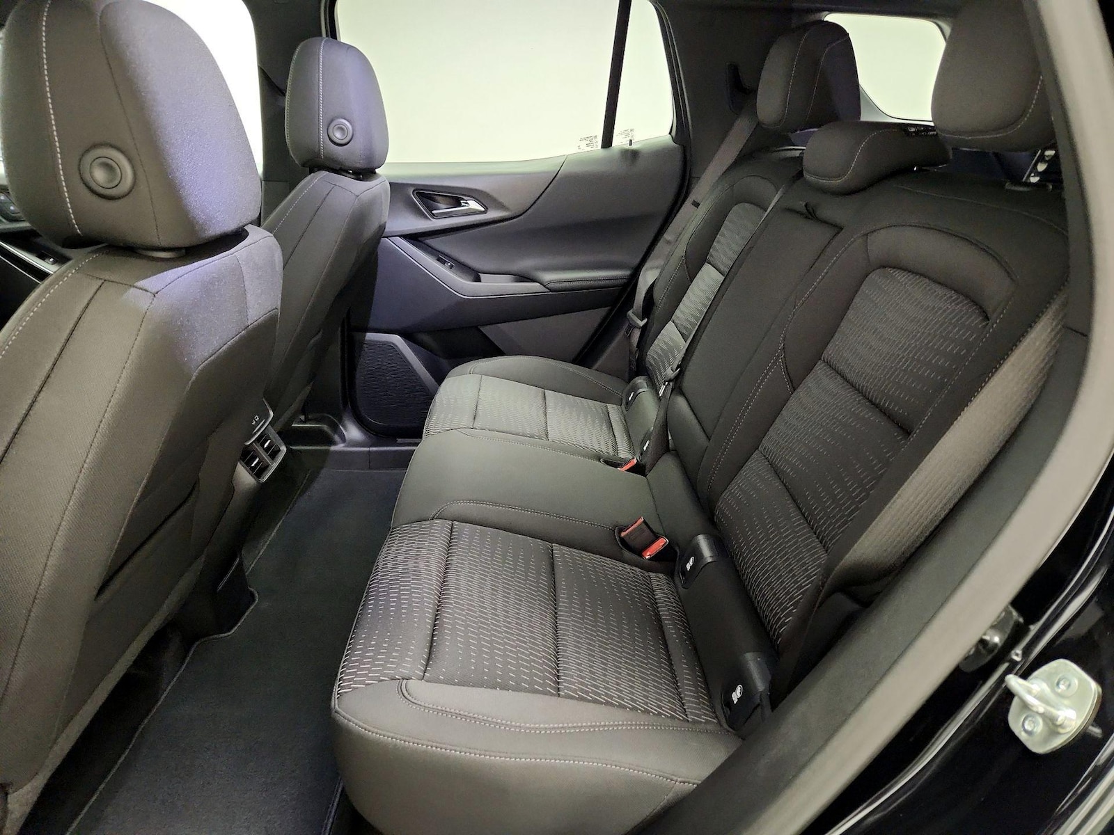 2025 Chevrolet Equinox LT - Photo 21