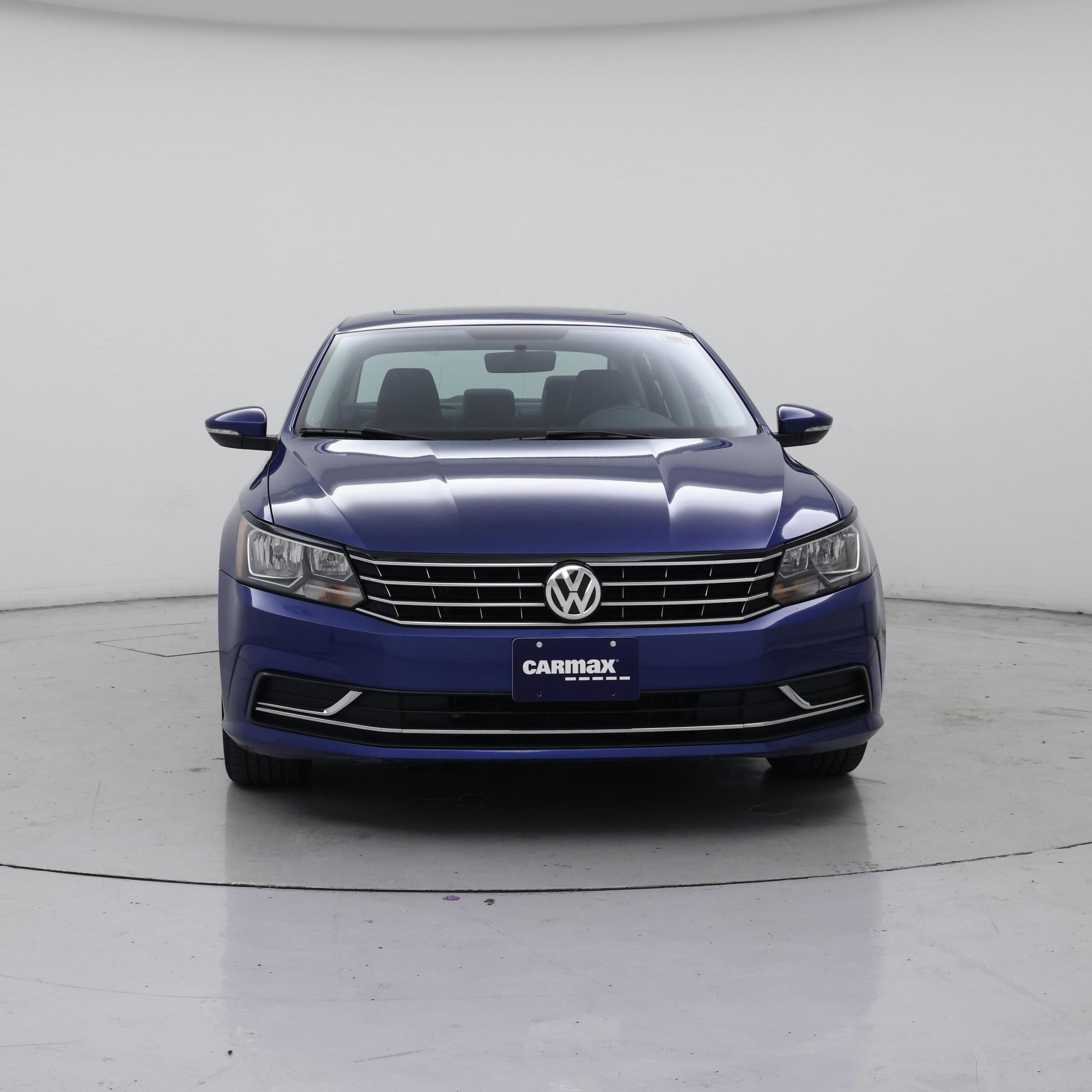 Thumbnail: 2017 Volkswagen Passat - 5