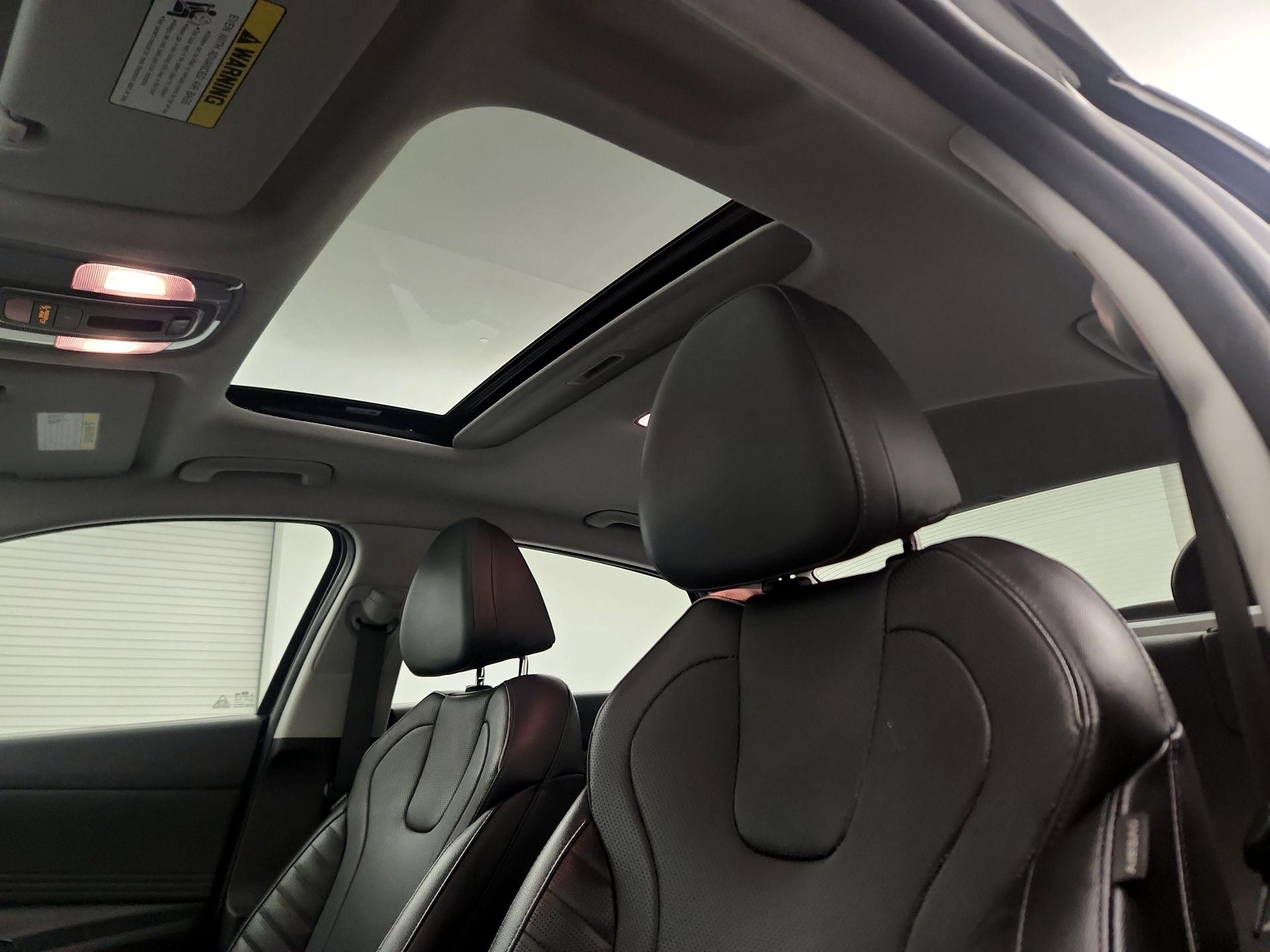 Thumbnail: 2023 Hyundai Elantra - 19
