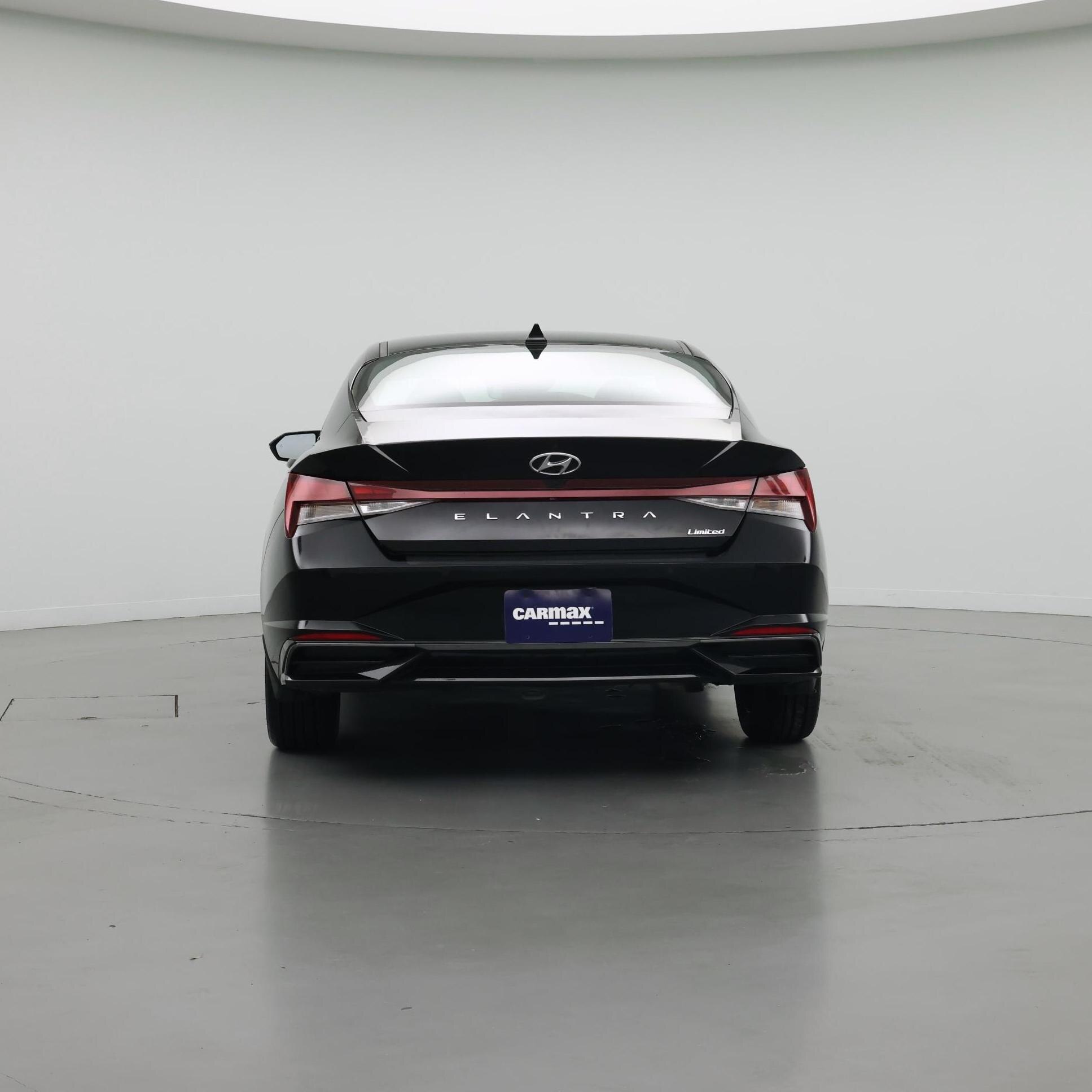 Thumbnail: 2023 Hyundai Elantra - 6