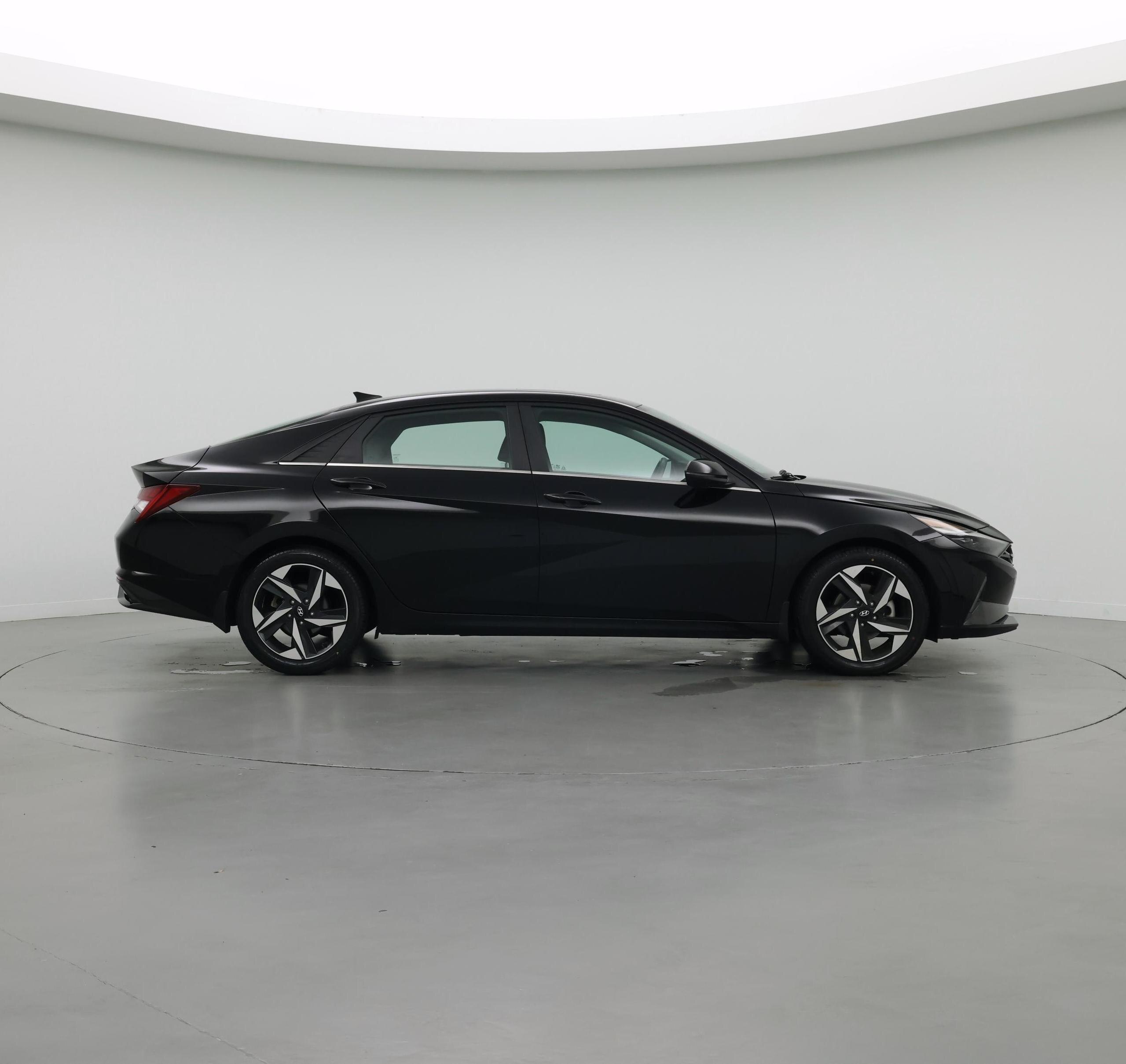 Thumbnail: 2023 Hyundai Elantra - 7