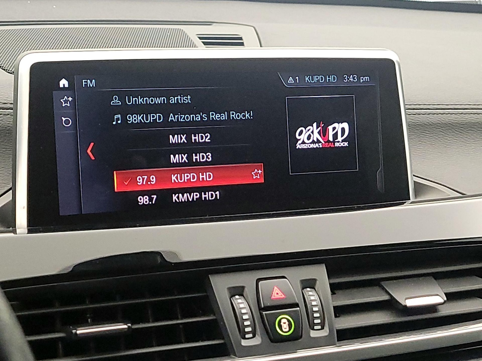 2020 BMW X1 28i - Photo 17