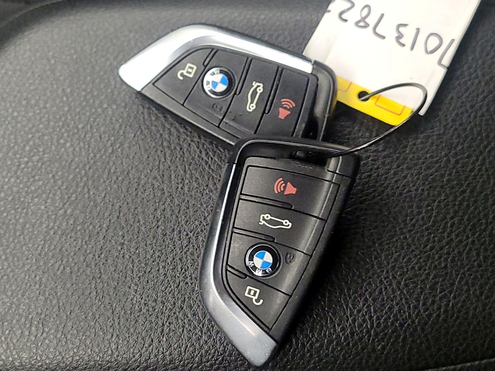 2020 BMW X1 28i - Photo 24