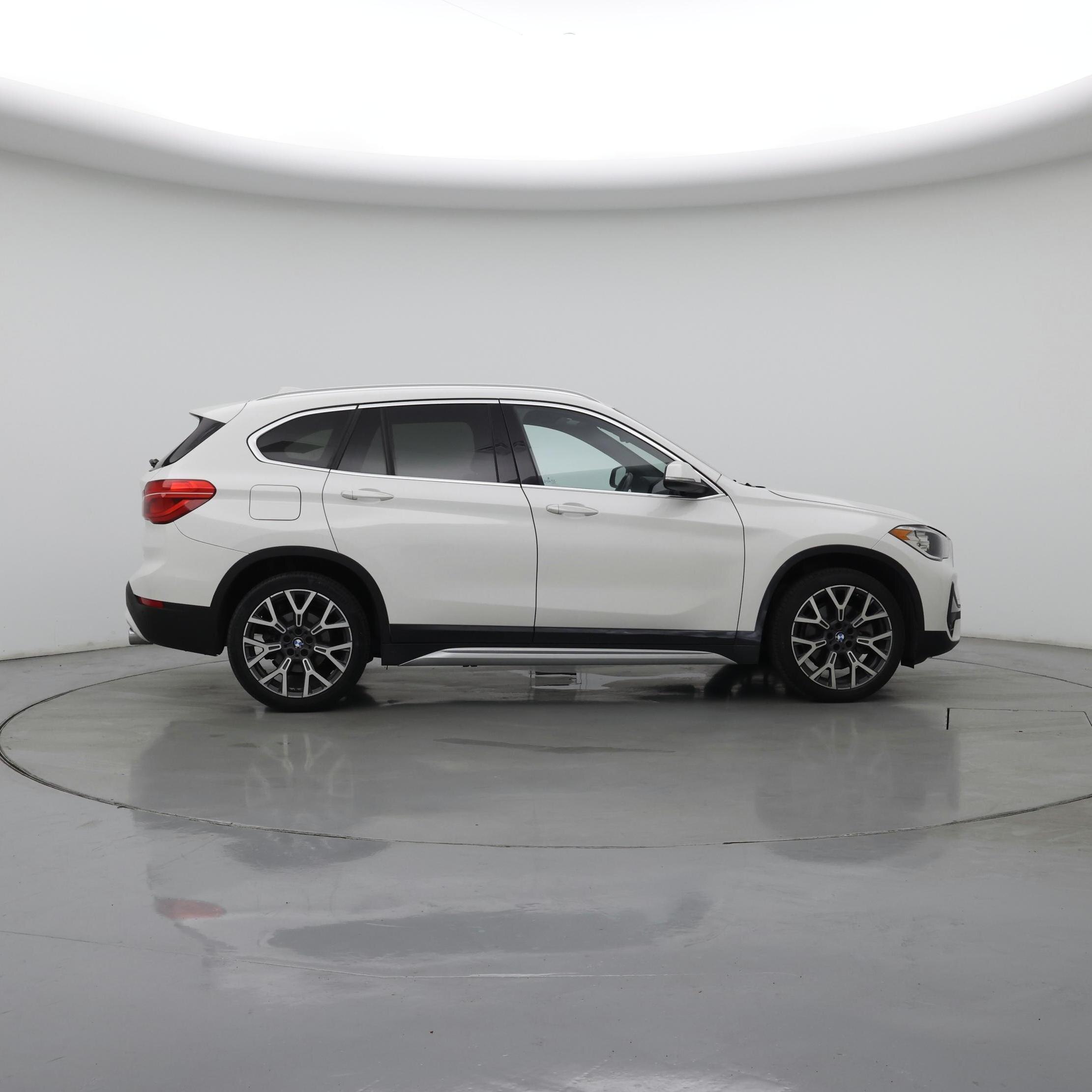 Thumbnail: 2020 BMW X1 - 7