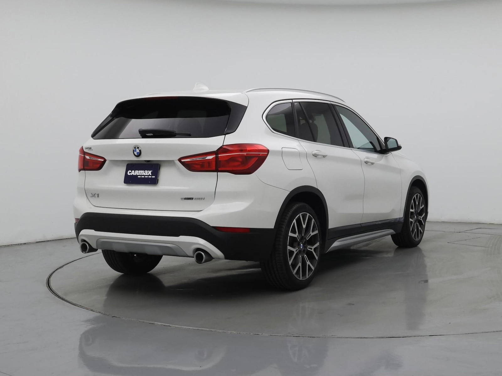 2020 BMW X1 28i - Photo 9