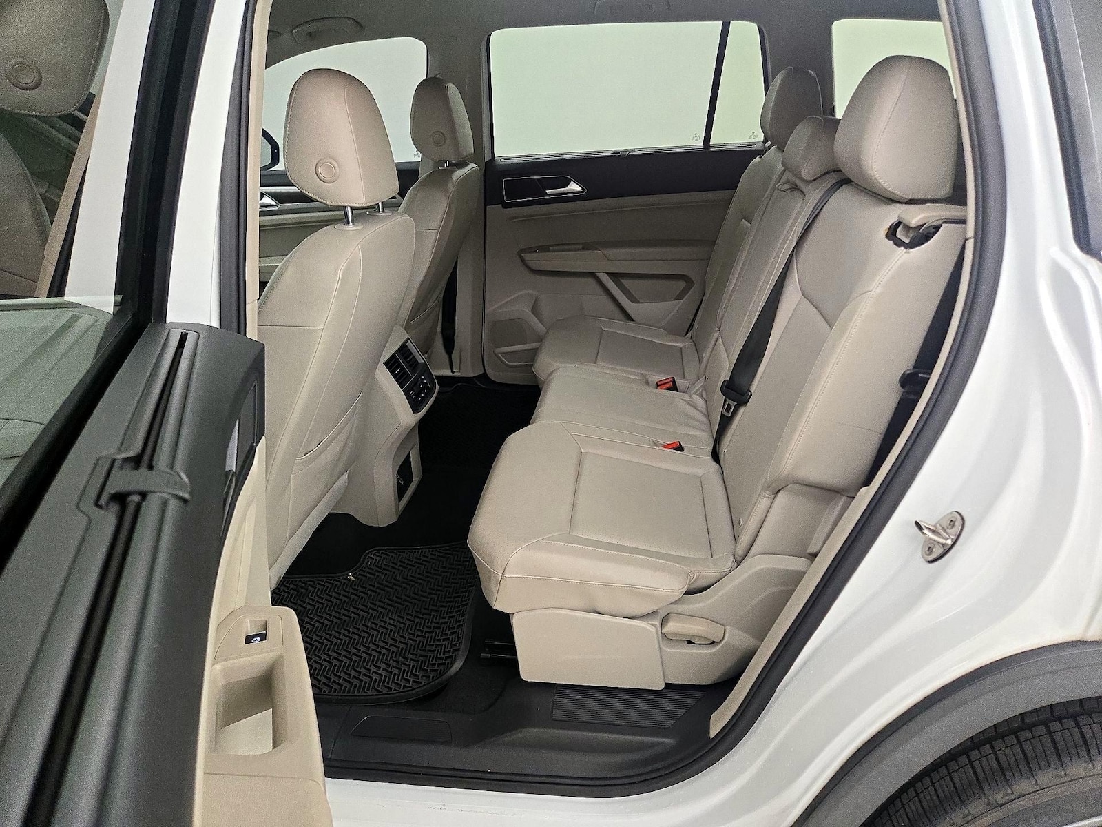 Rear Air Conditioning