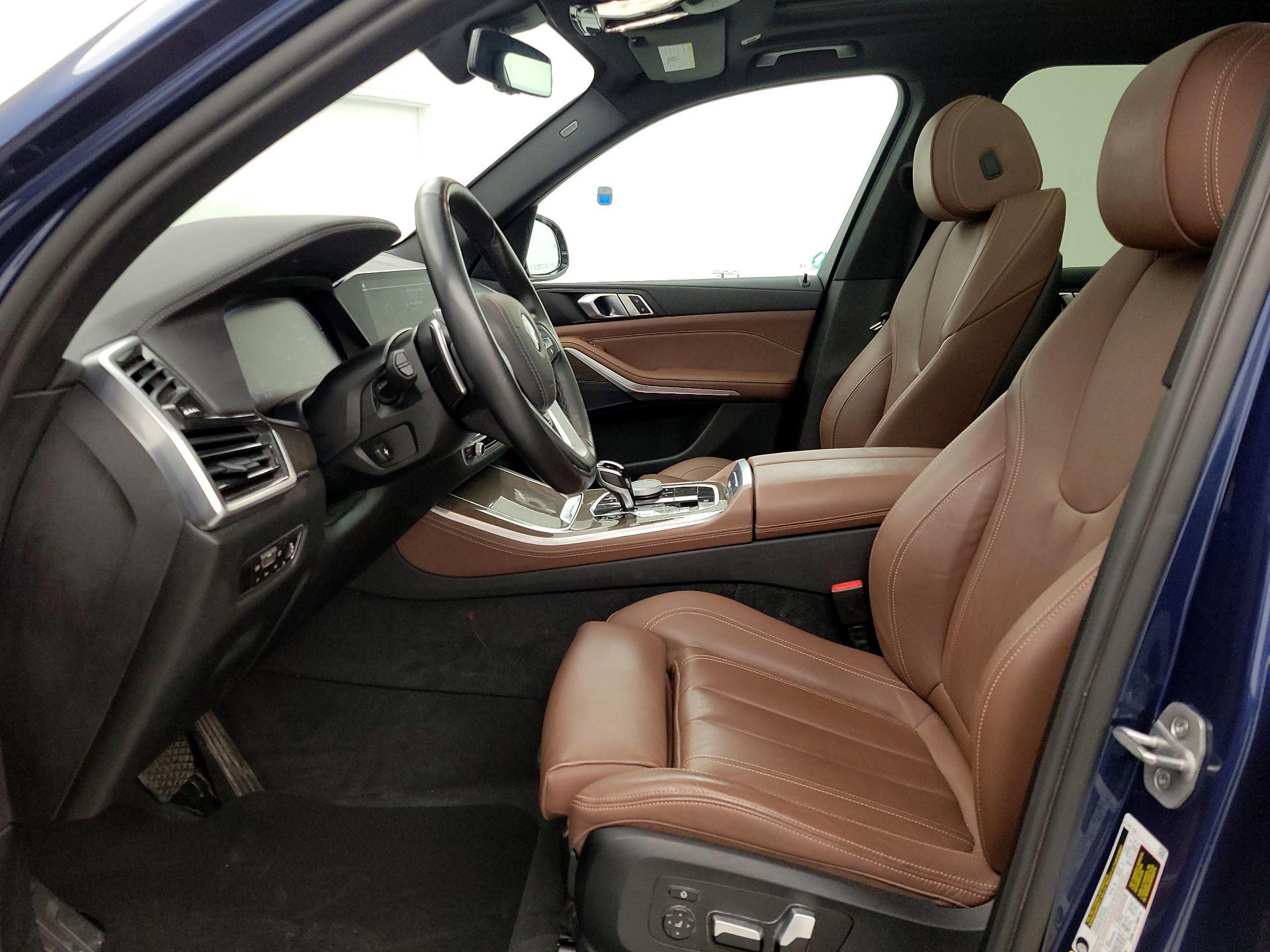 Thumbnail: 2022 BMW X5 - 11