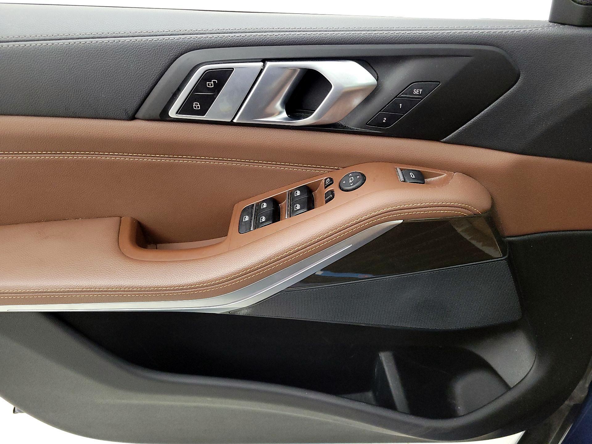 Thumbnail: 2022 BMW X5 - 12