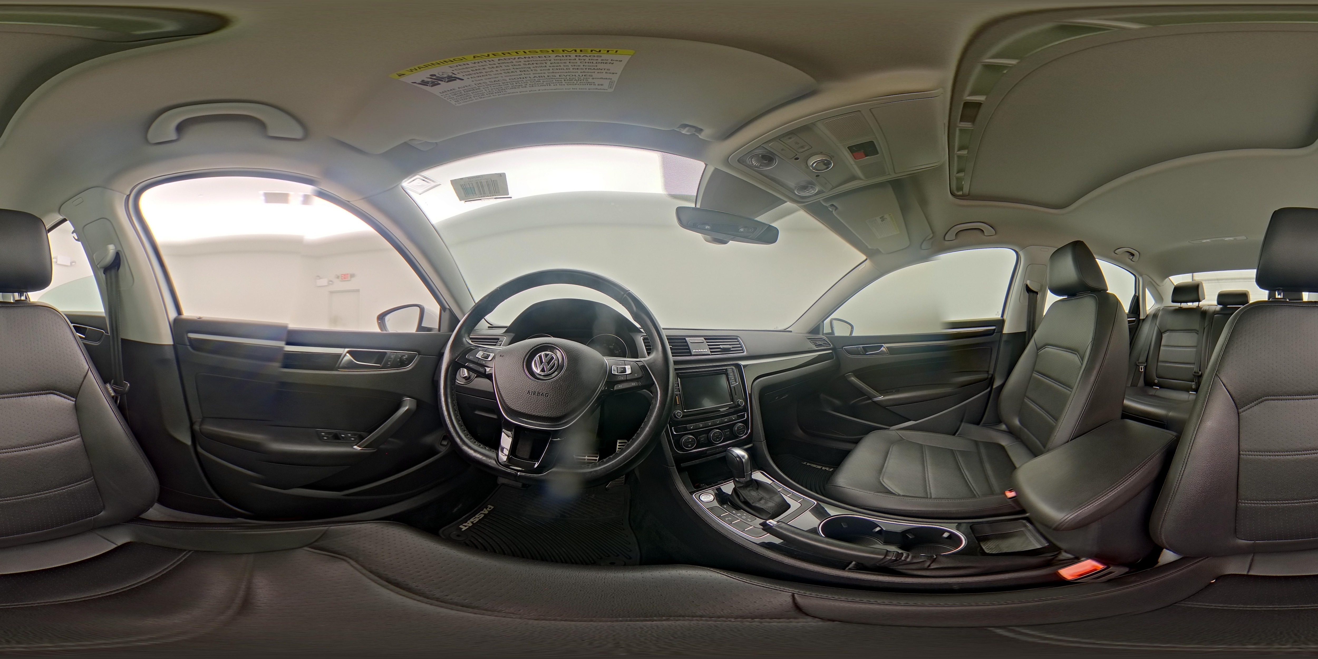 2019 Volkswagen Passat SE R-Line - Photo 27