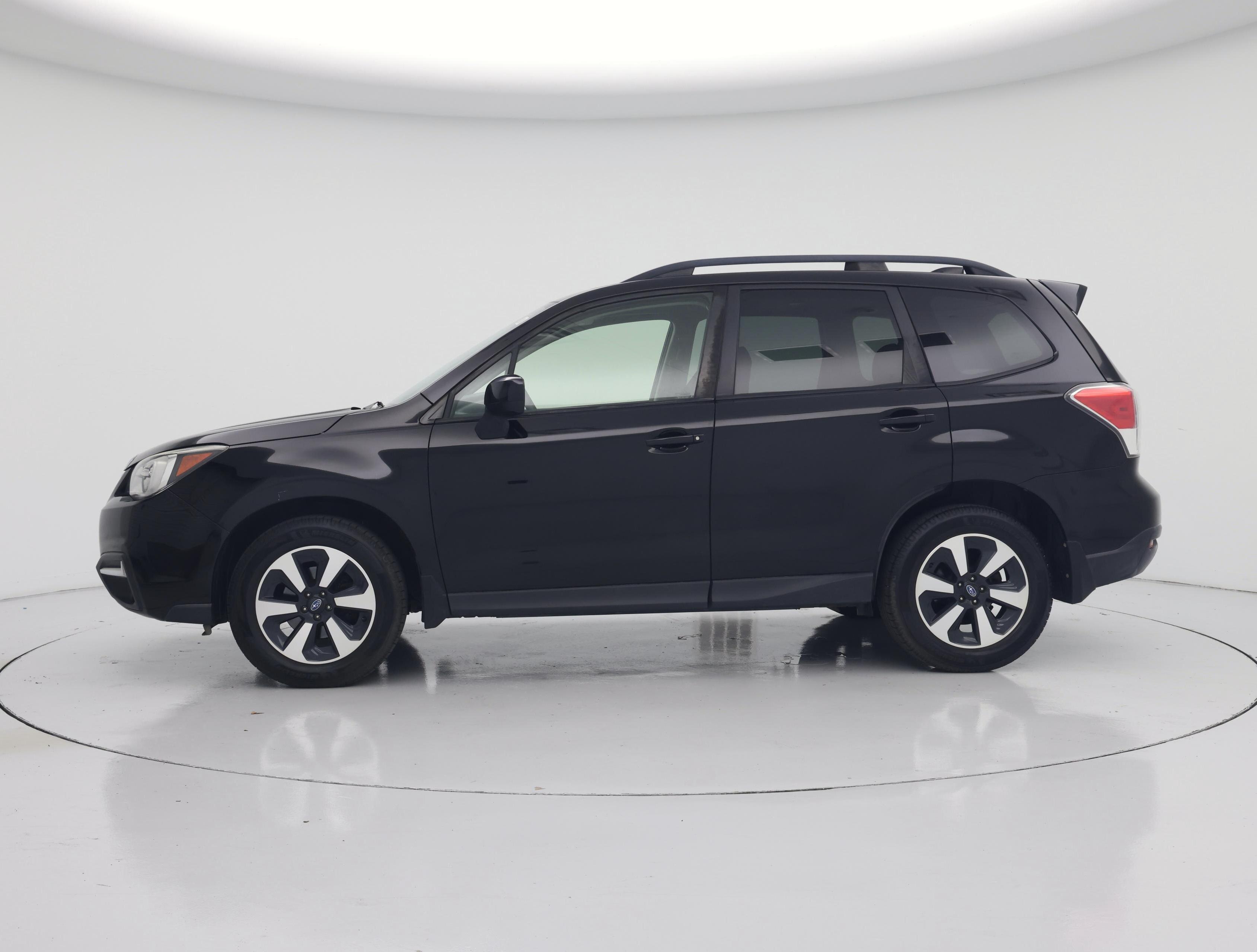 Thumbnail: 2017 Subaru Forester - 3