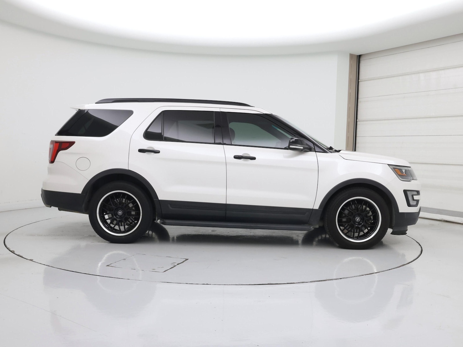 2017 Ford Explorer Sport - Photo 8