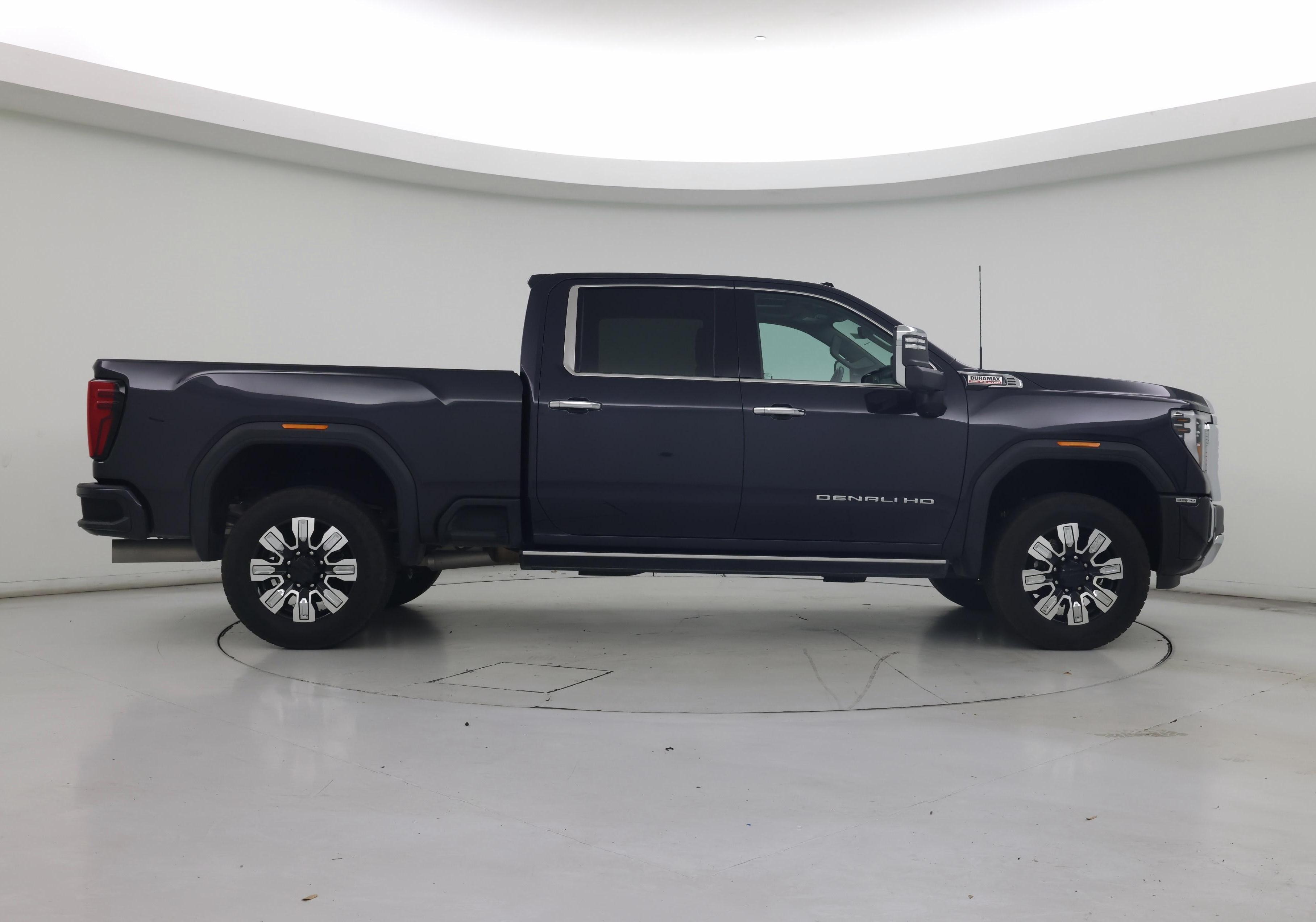 Thumbnail: 2025 GMC Sierra 3500 - 7