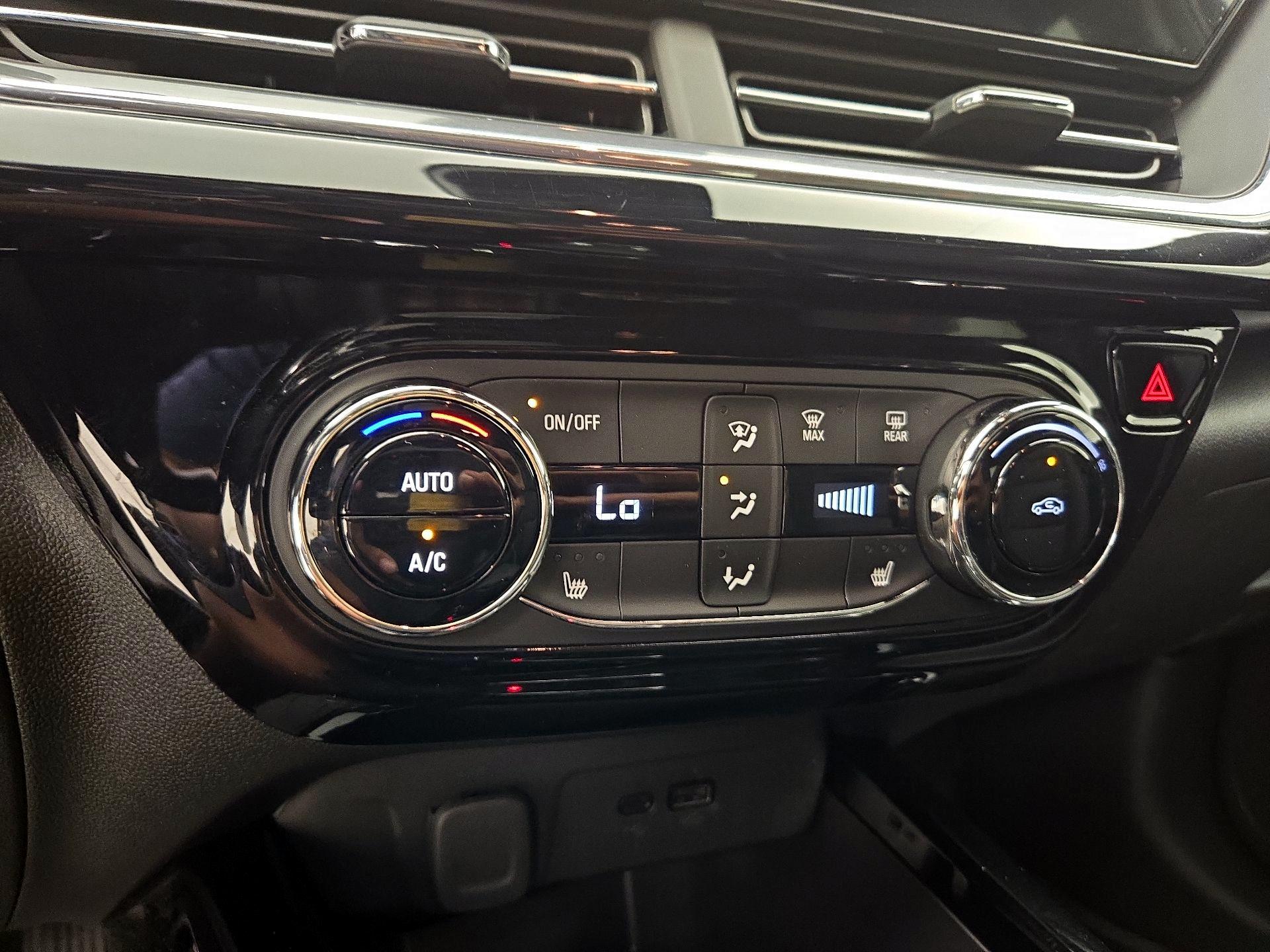 Thumbnail: 2025 Chevrolet Trax - 16