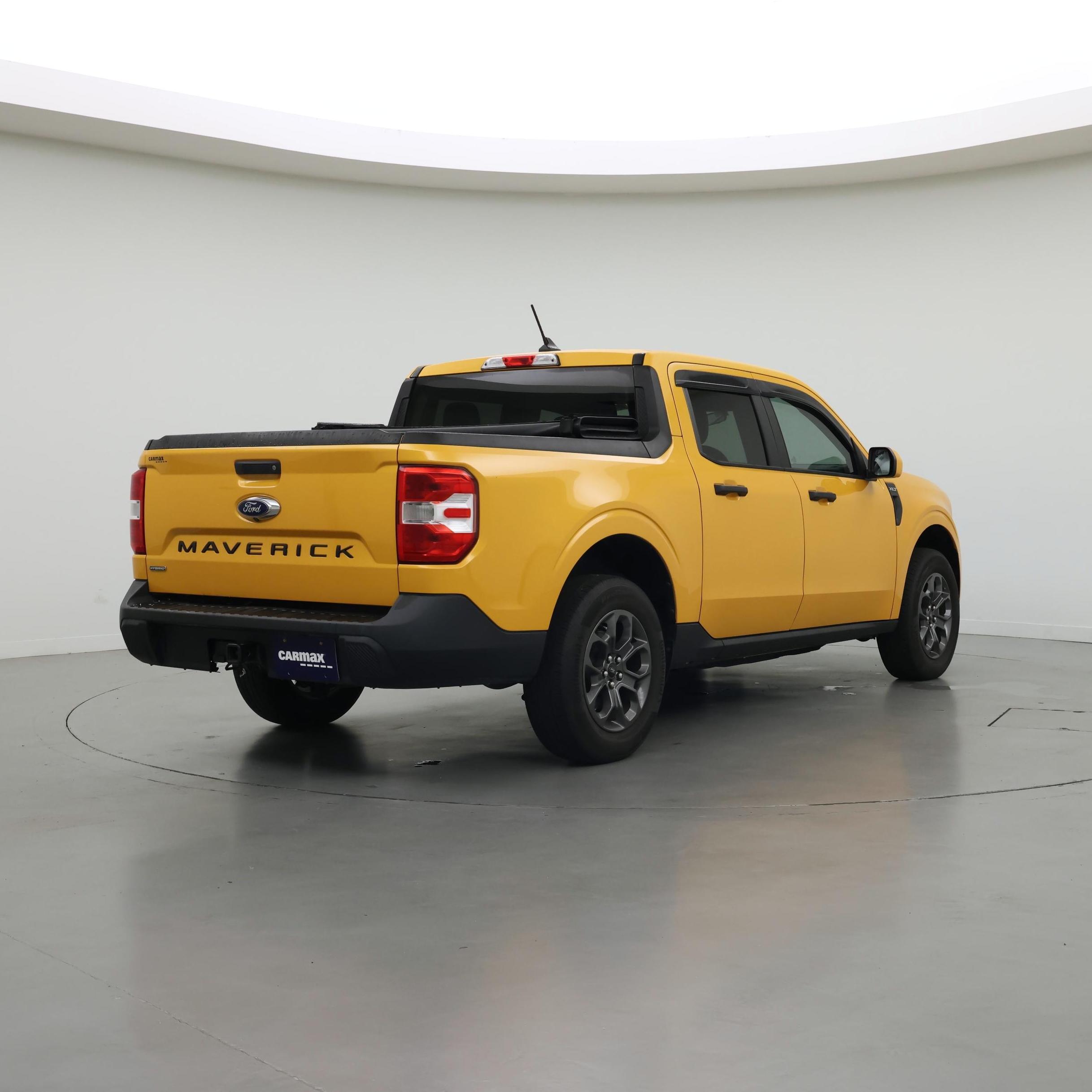 Thumbnail: 2022 Ford Maverick - 8