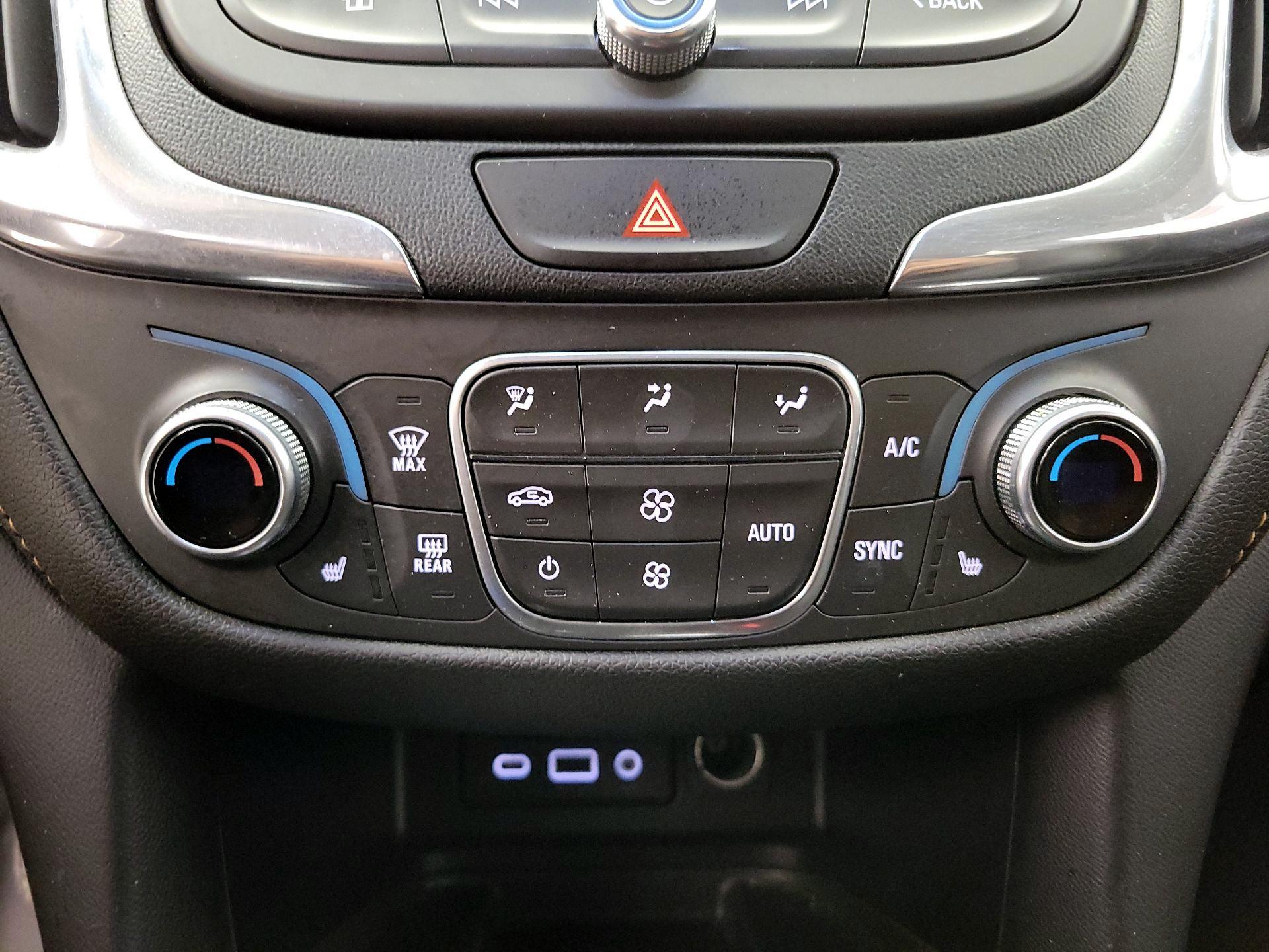 Thumbnail: 2019 Chevrolet Equinox - 16