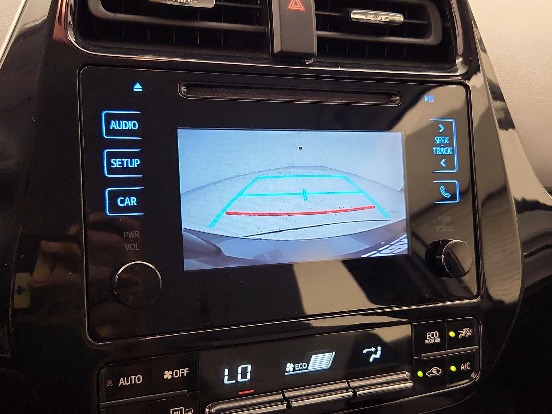 Thumbnail: 2016 Toyota Prius - 14