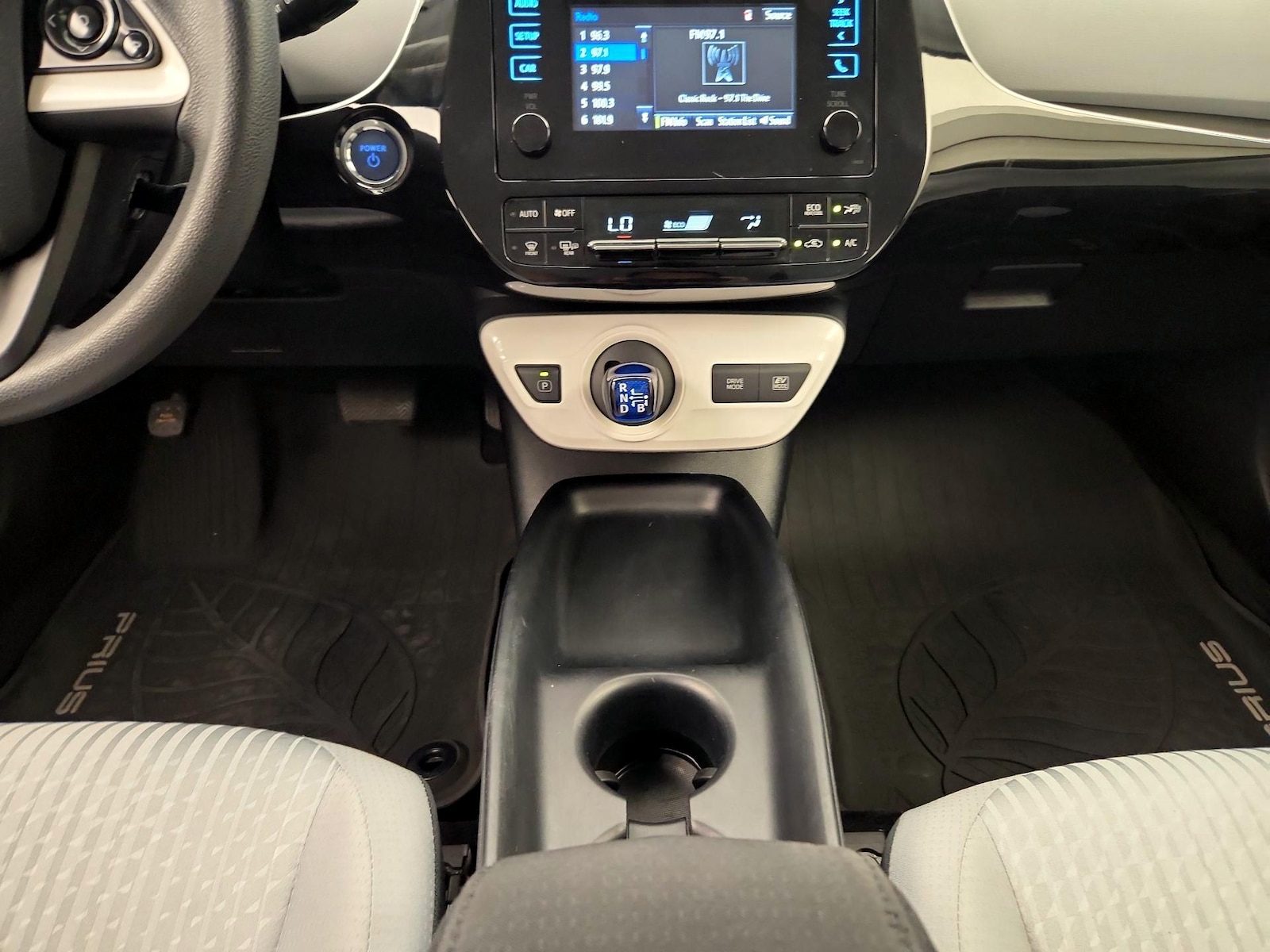 2016 Toyota Prius Two - Photo 18